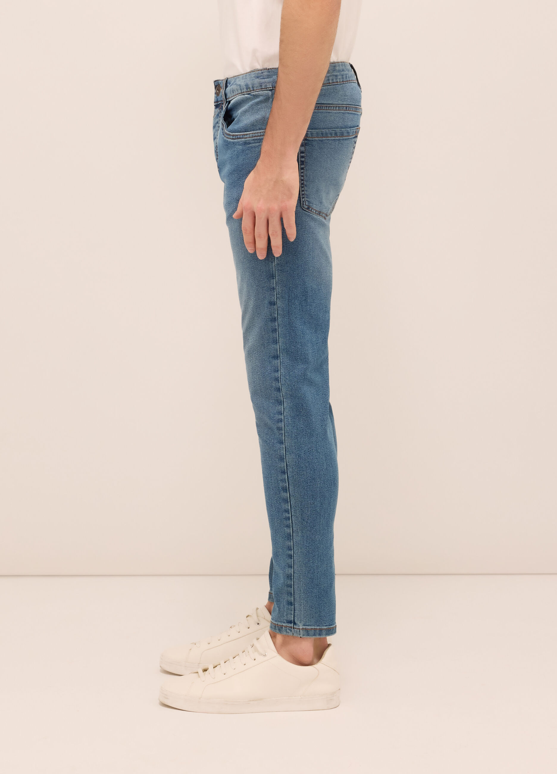 Jeans 5 tasche slim fit in denim di cotone stretch uomo