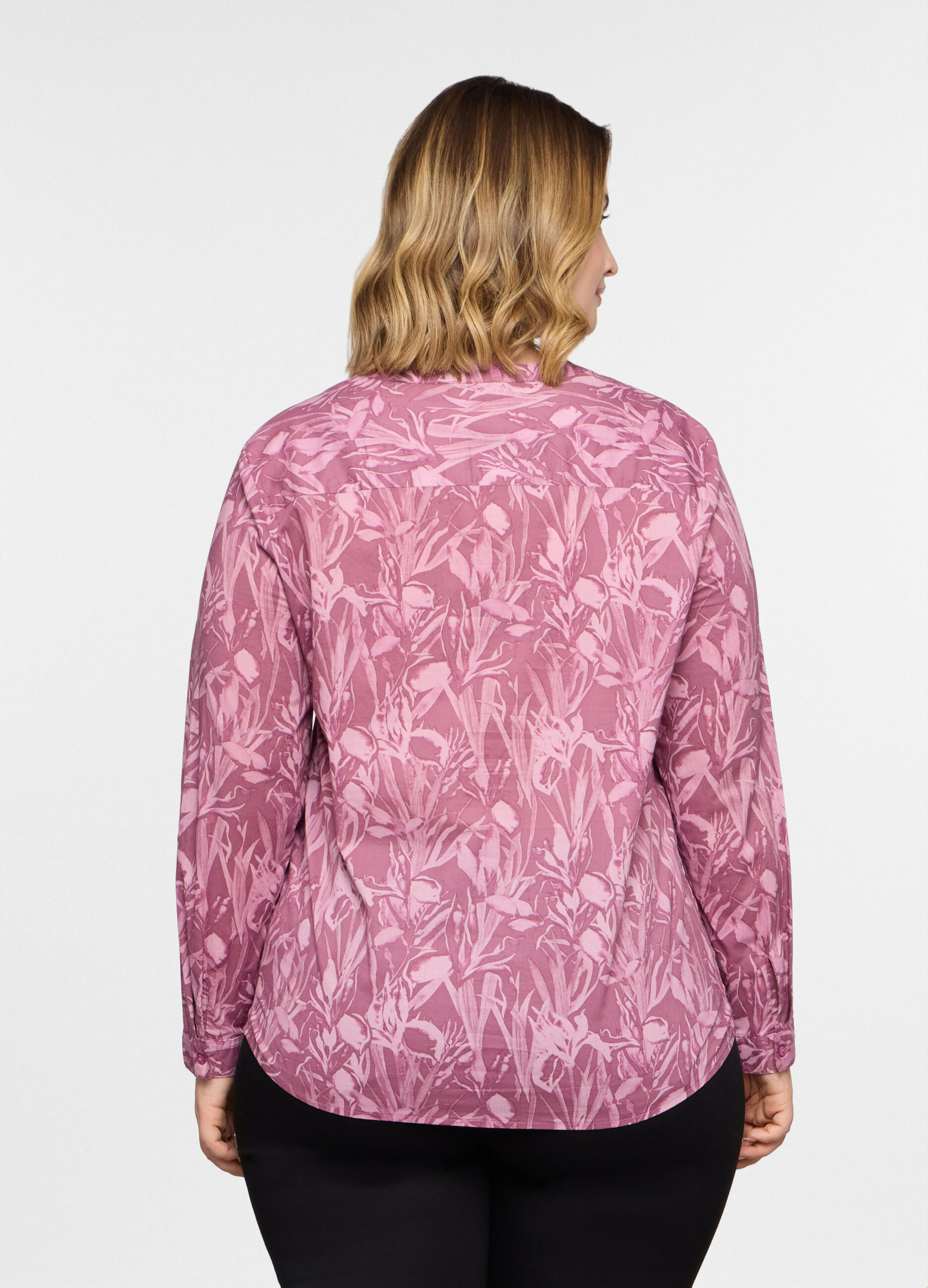 Blusa regular fit con scollo a V donna curvy _1