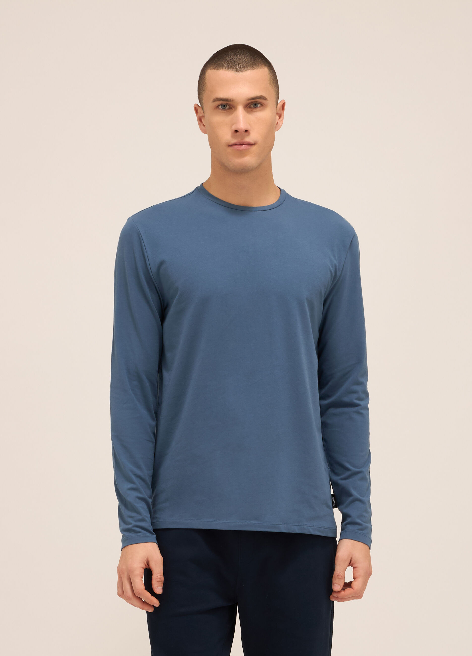 Maglia girocollo a maniche lunghe in cotone stretch uomo_0