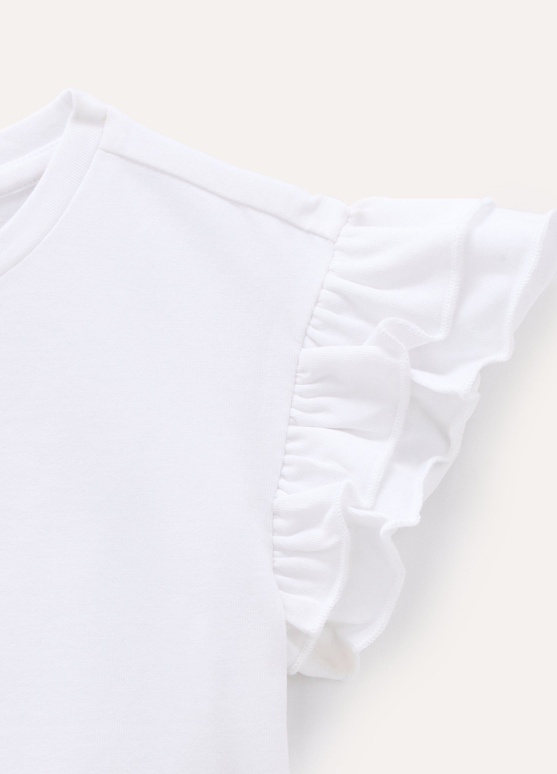 T-shirt in cotone stretch con rouches su manica bambina_1