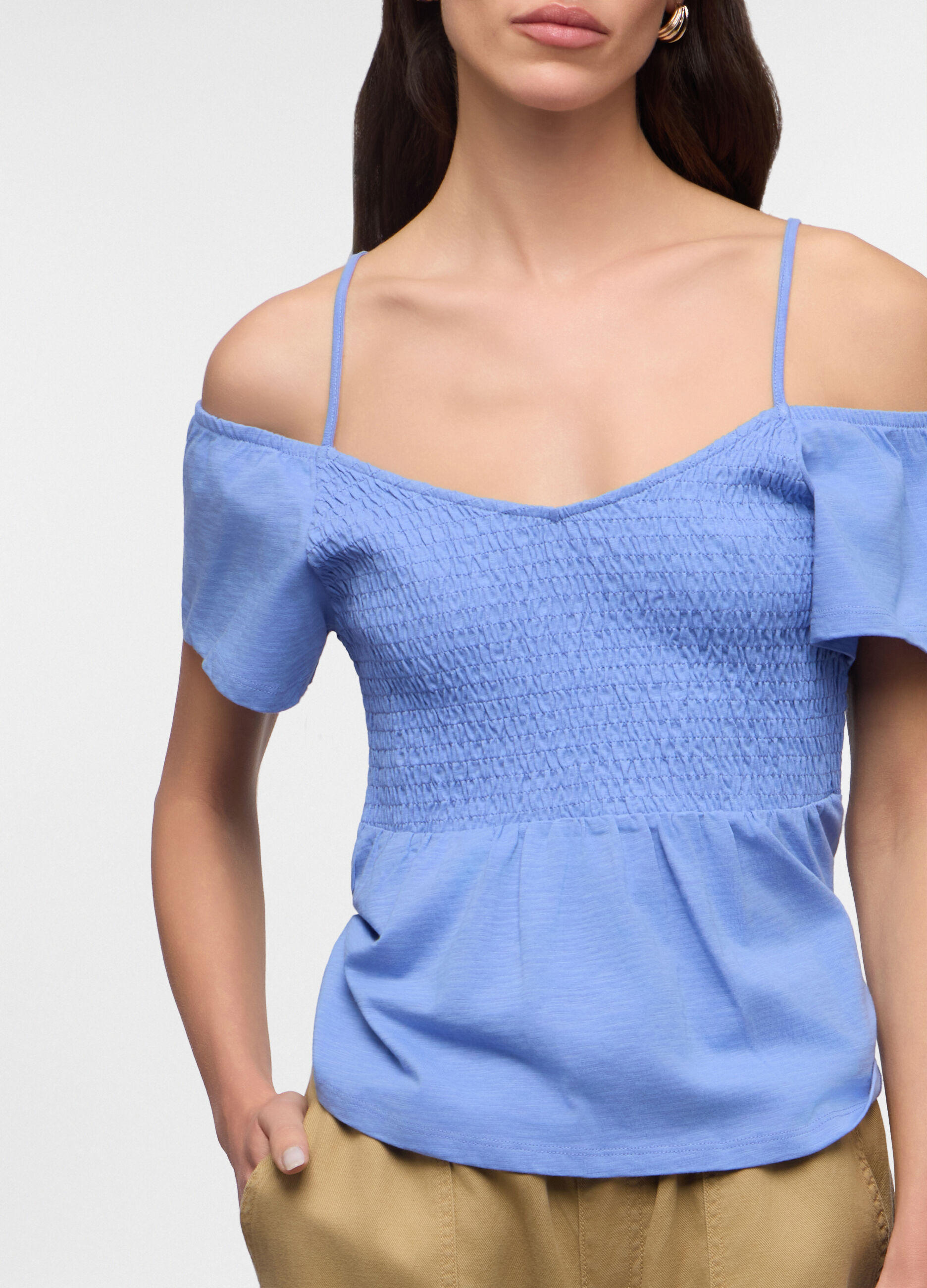 T-shirt fitted con scollo dritto donna