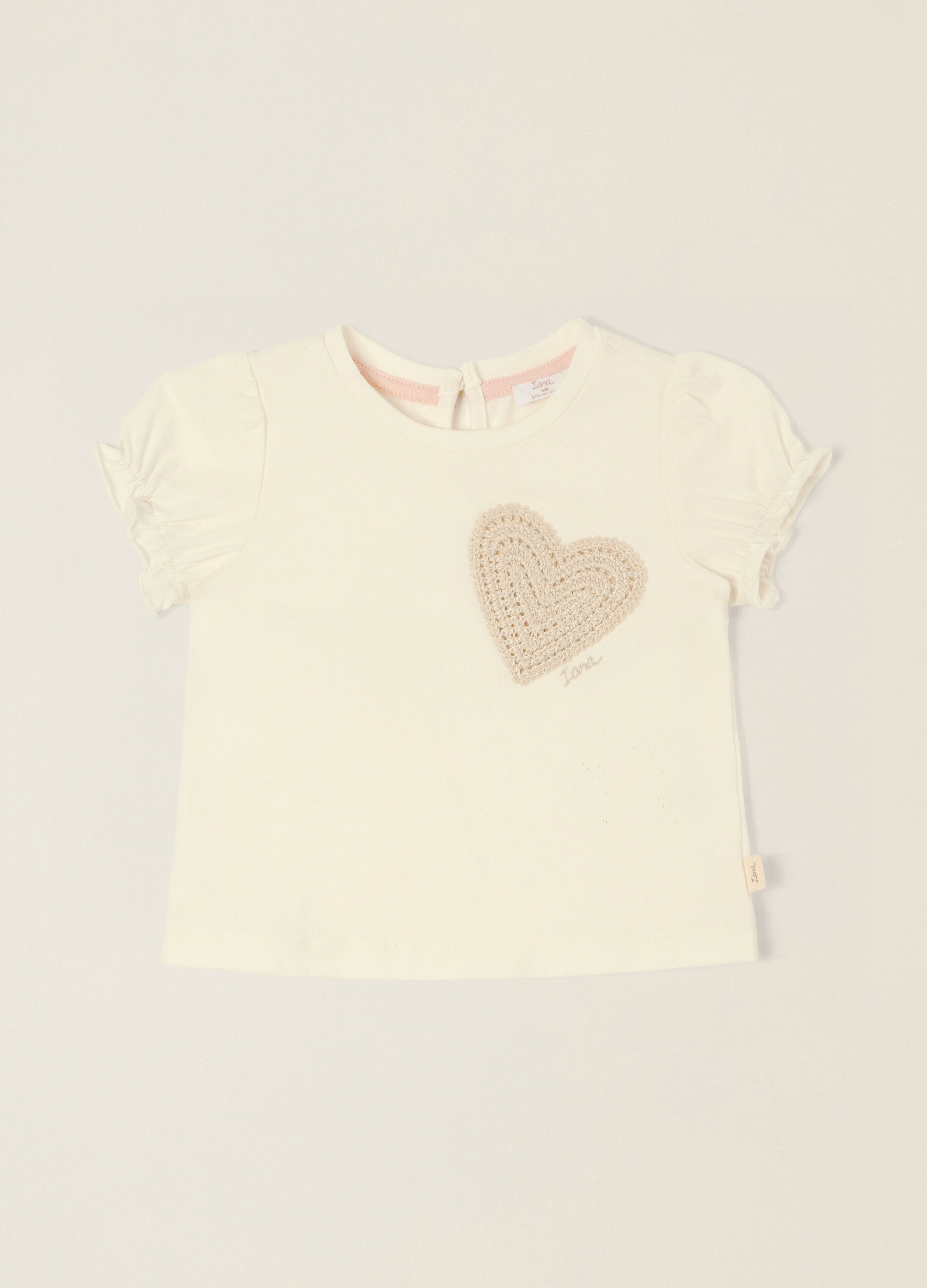 T-shirt bianca da neonata in cotone elasticizzato con cuoricini regular fit_0