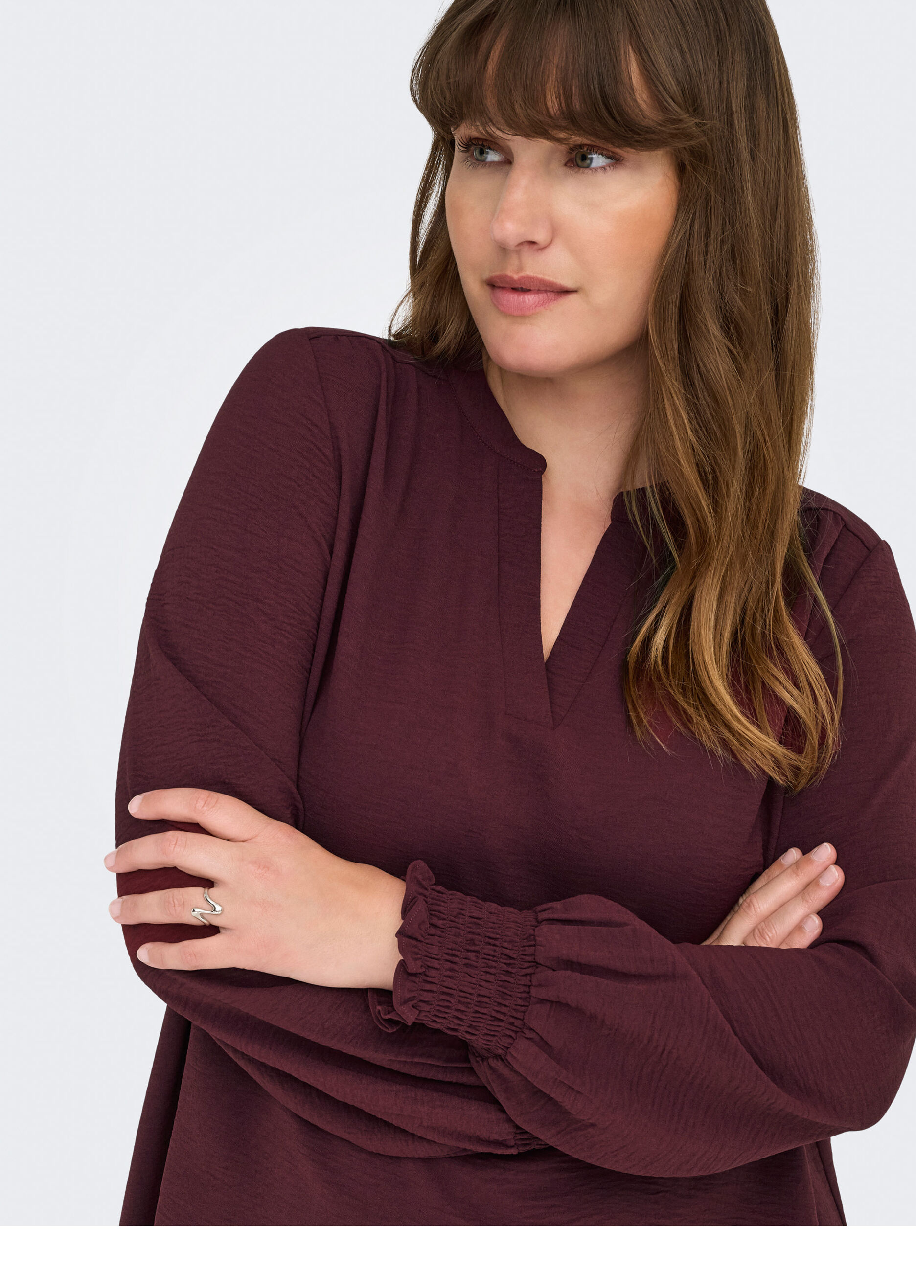 Maglione con scollo a V regular fit_4