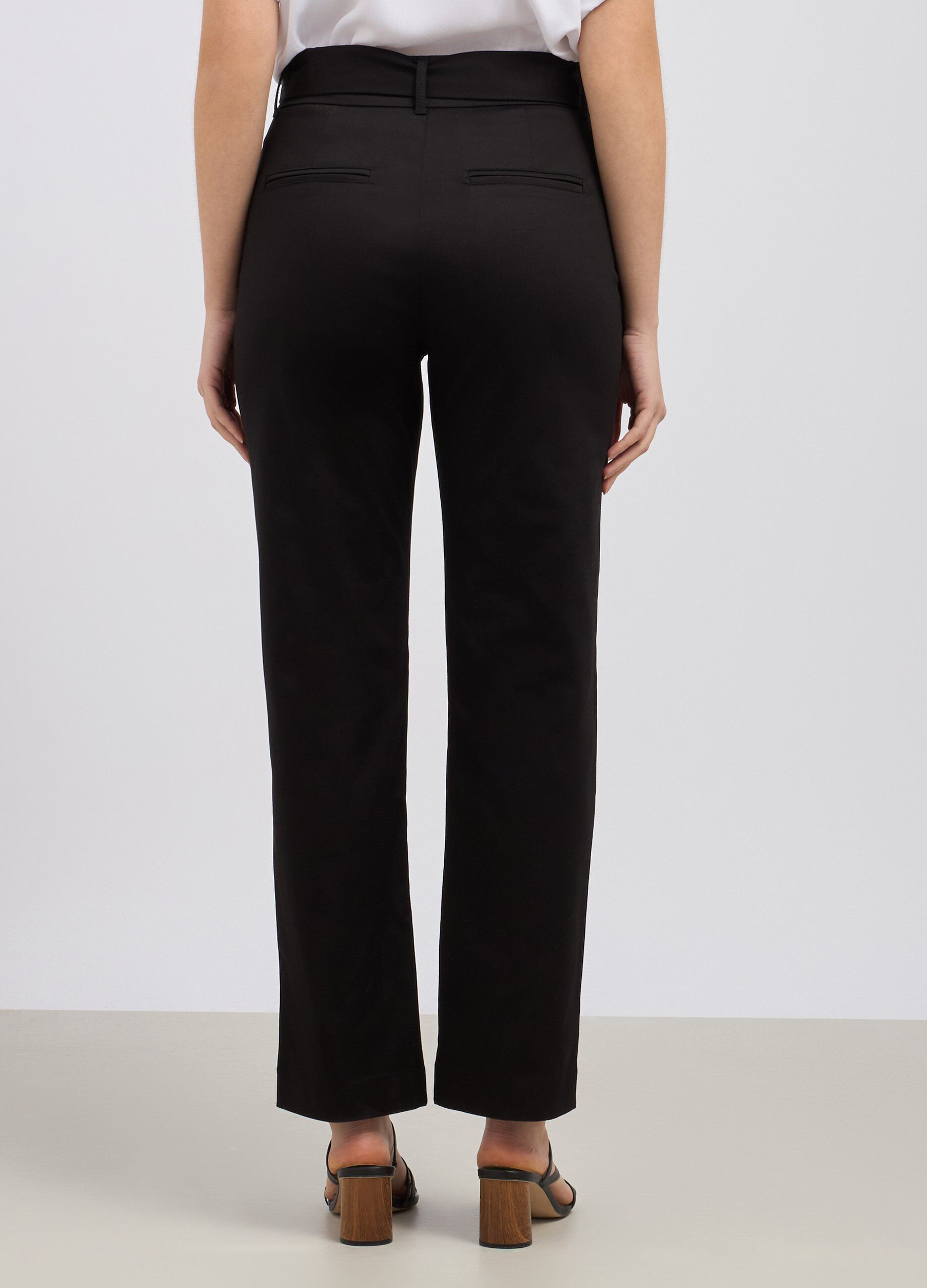 Pantalone a sigaretta con cintura donna_1