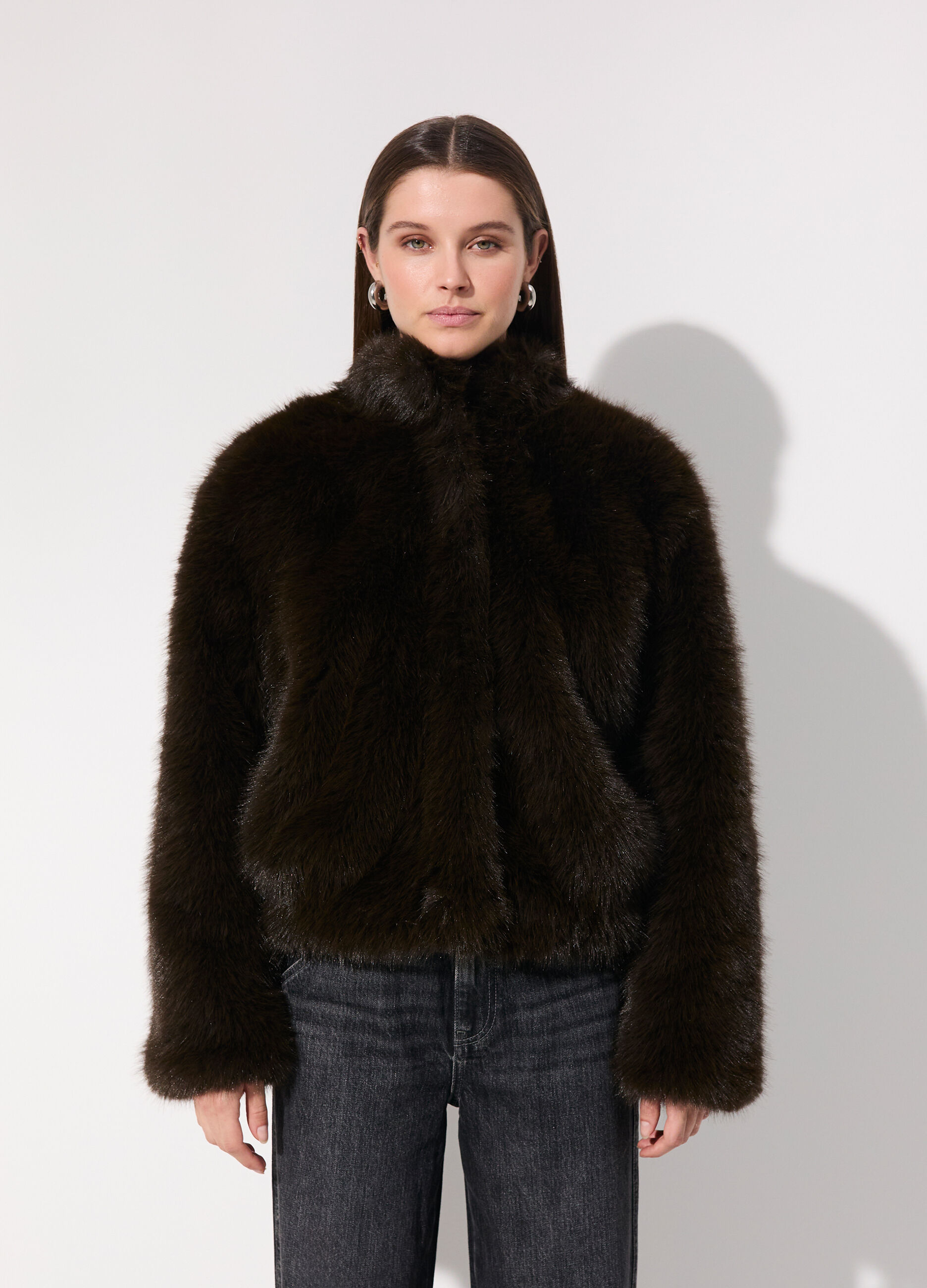 Pelliccia corta in fake fur donna_1