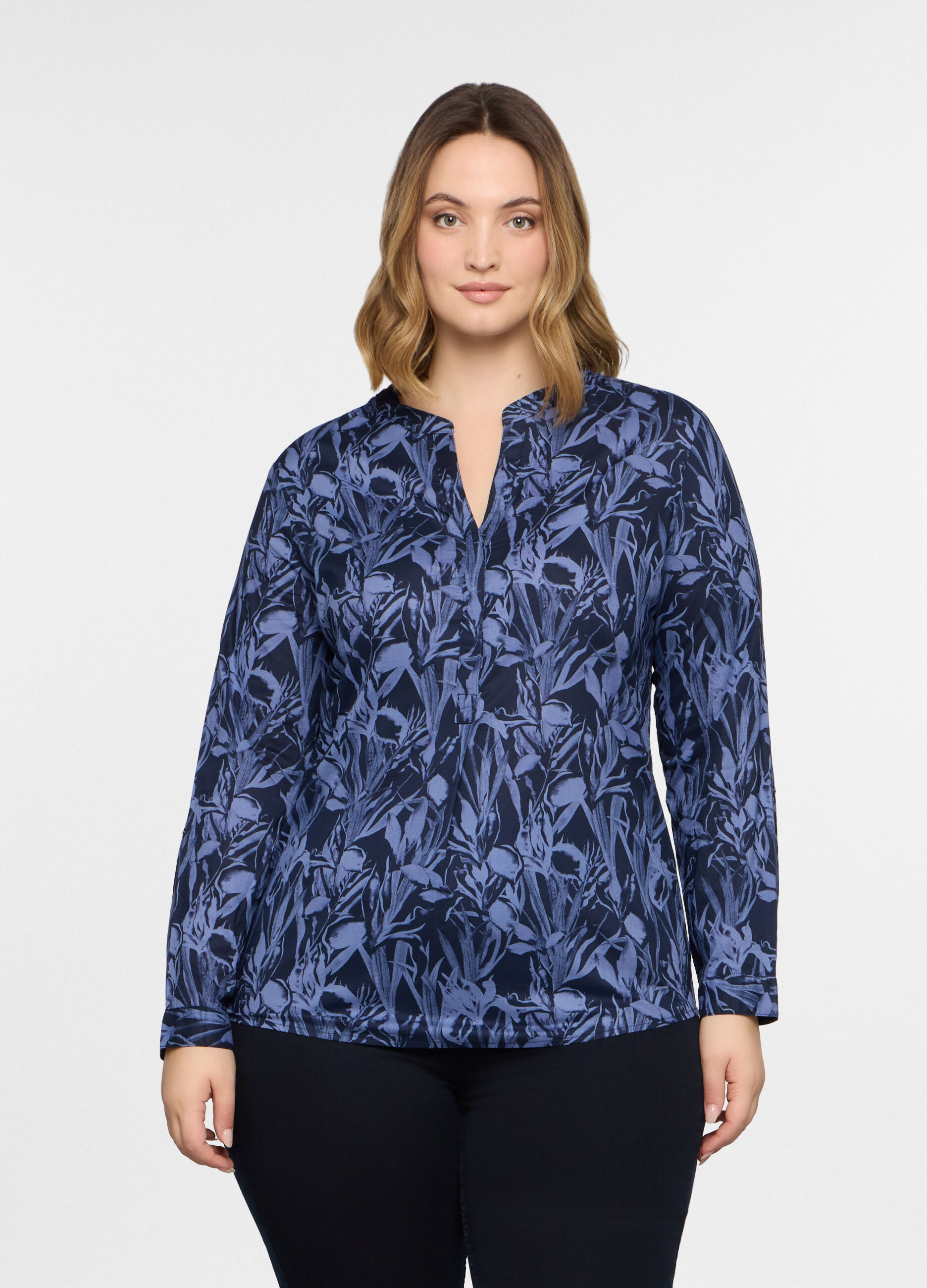Blusa regular fit con scollo a V donna curvy _0