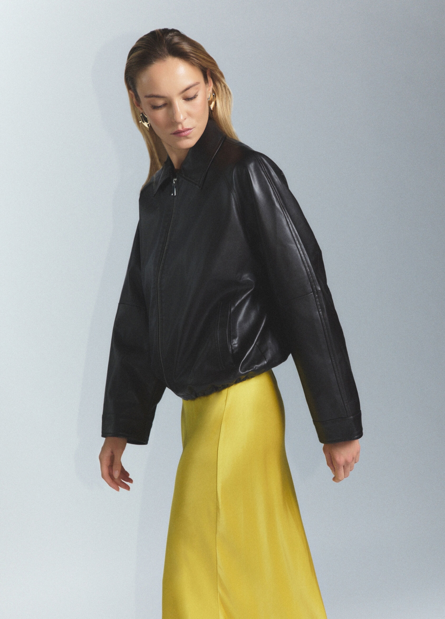 Bomber fit over donna_2