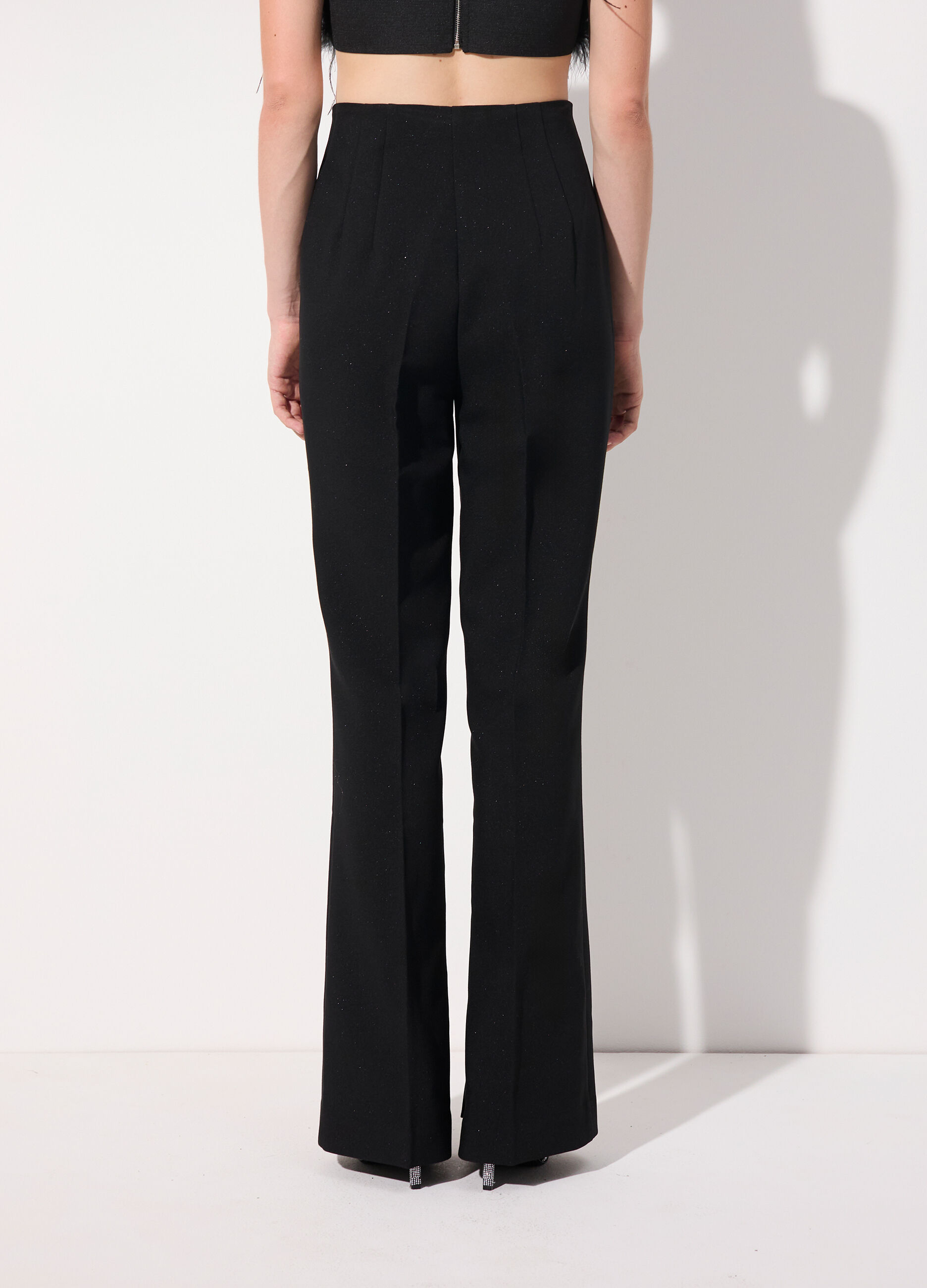 Pantalone a flare fit in filo lurex donna_2