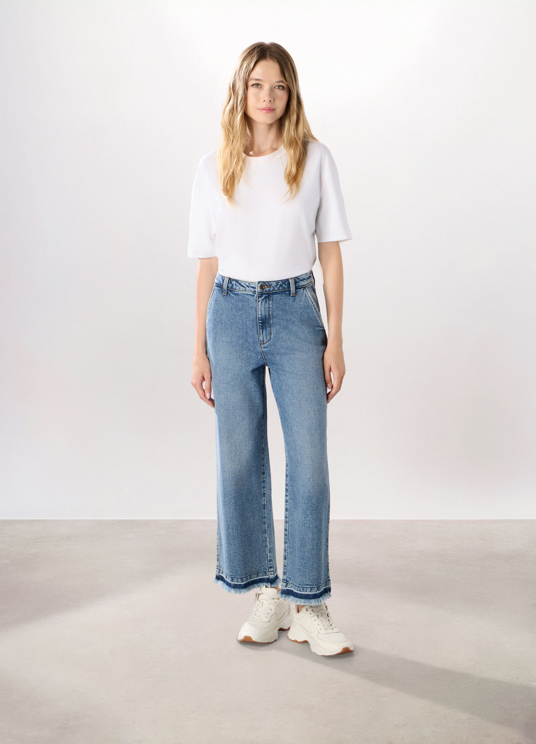 Pantaloni wide leg in denim di puro cotone donna_0
