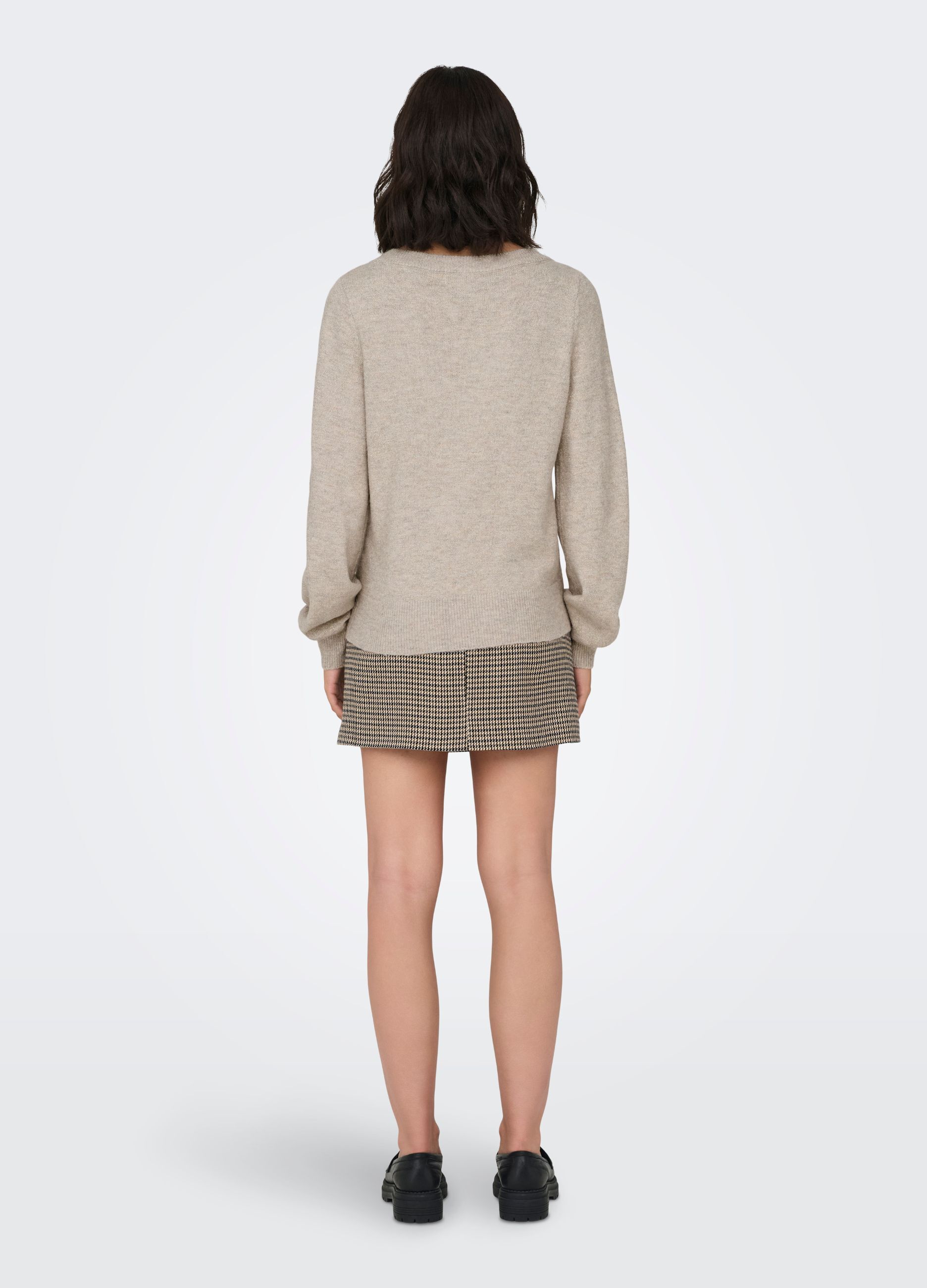 Pullover a maniche lunghe con scollo a barca_3