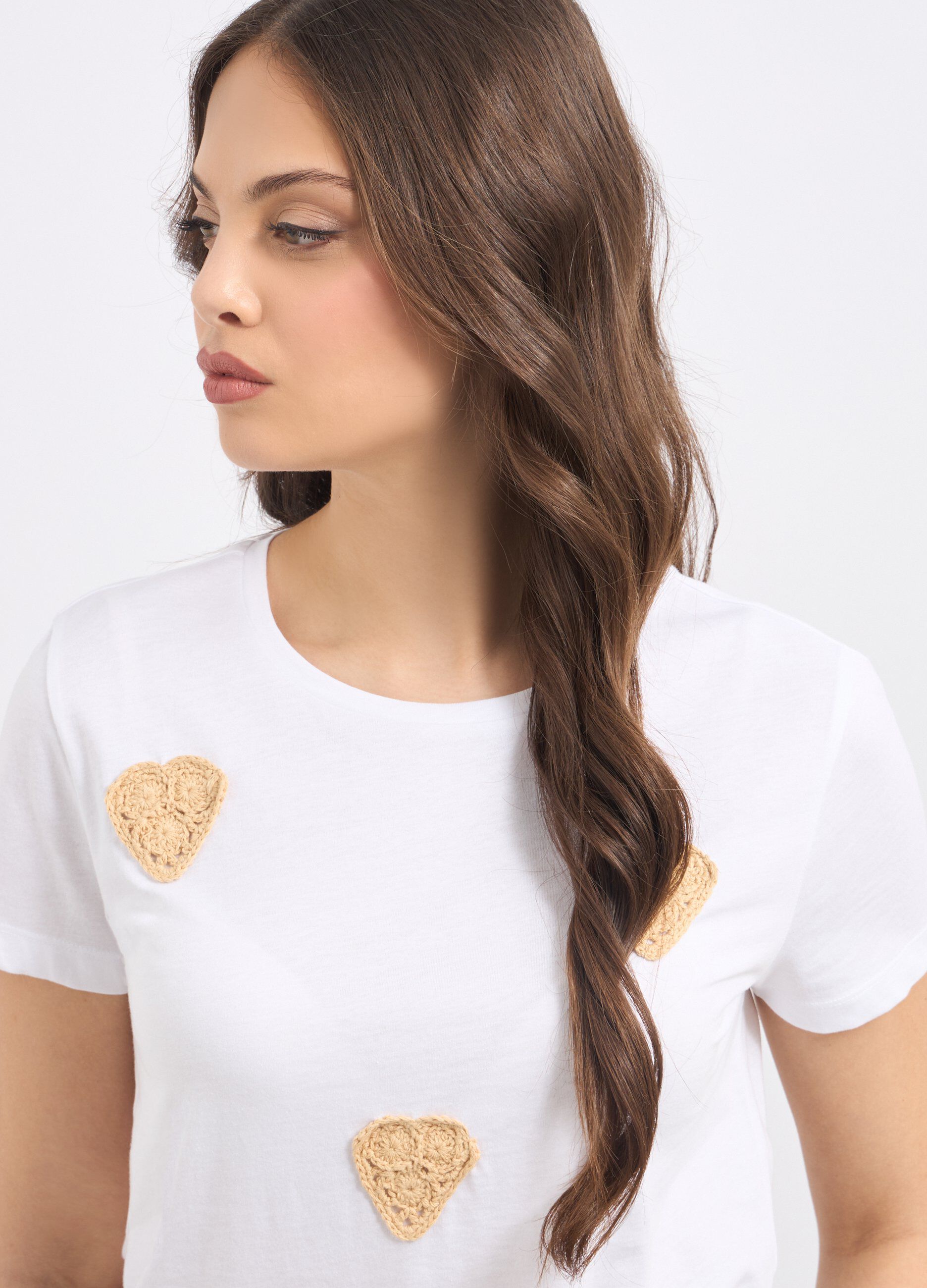 T-shirt in puro cotone con applicazioni donna