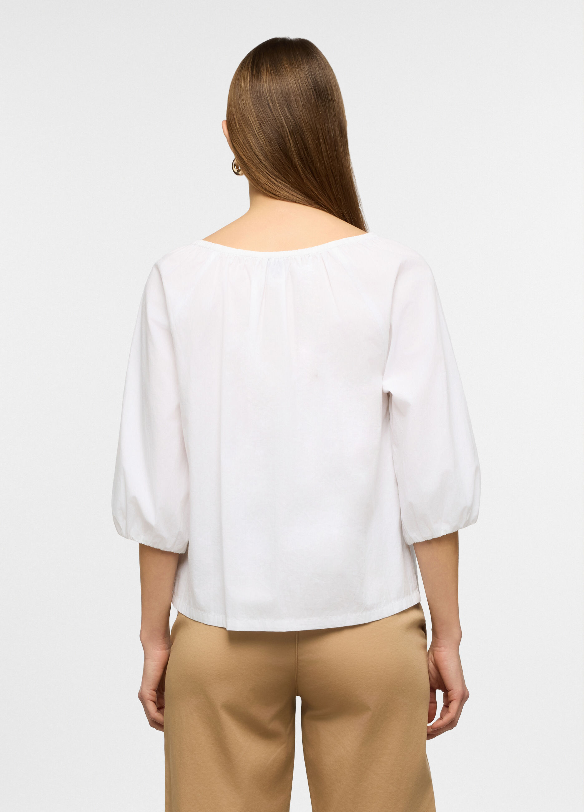 Camicia fit regular con collo rotondo arricciato in puro cotone popeline donna_1