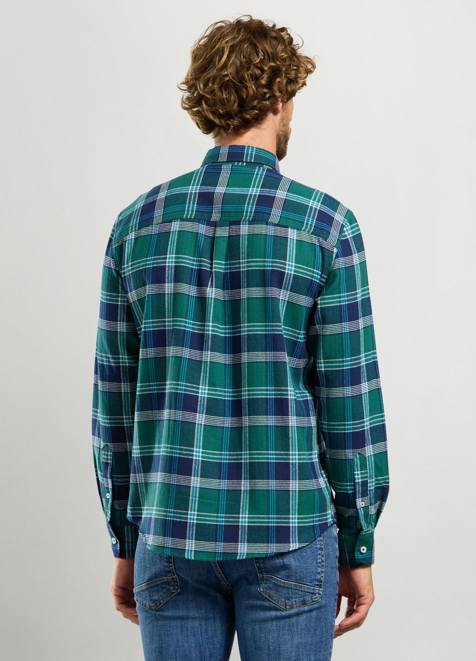 Camicia regular fit con colletto button down in flanella uomo_1