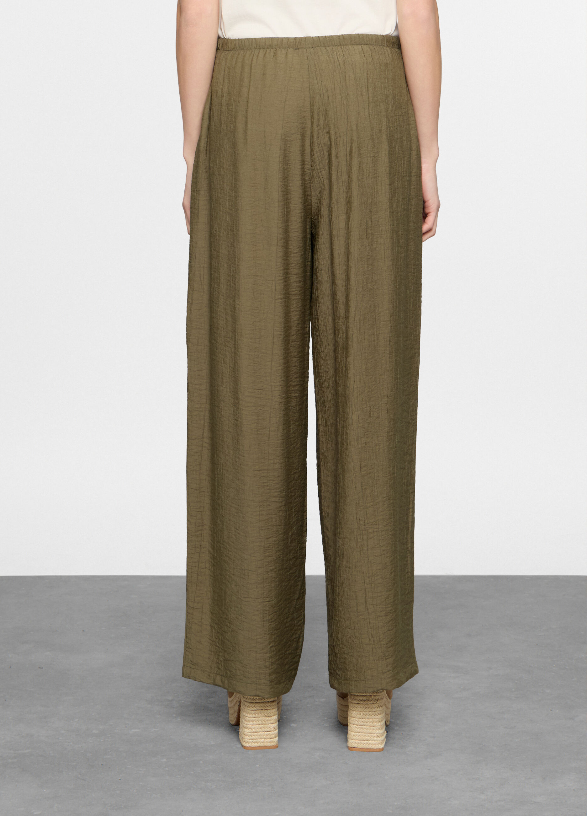 Pantaloni confort fit donna_1