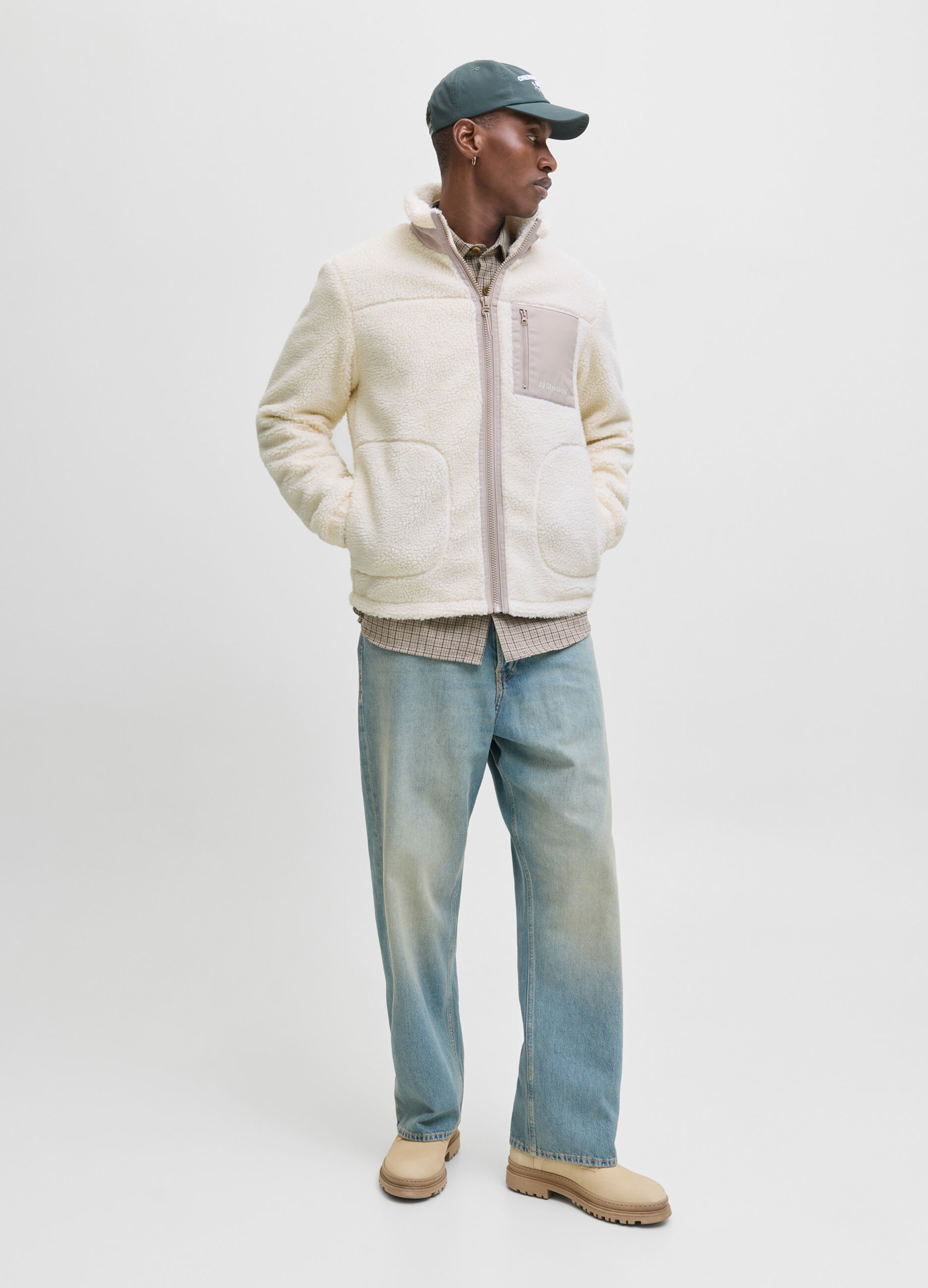 Giubbino in pile effetto shearling uomo_2