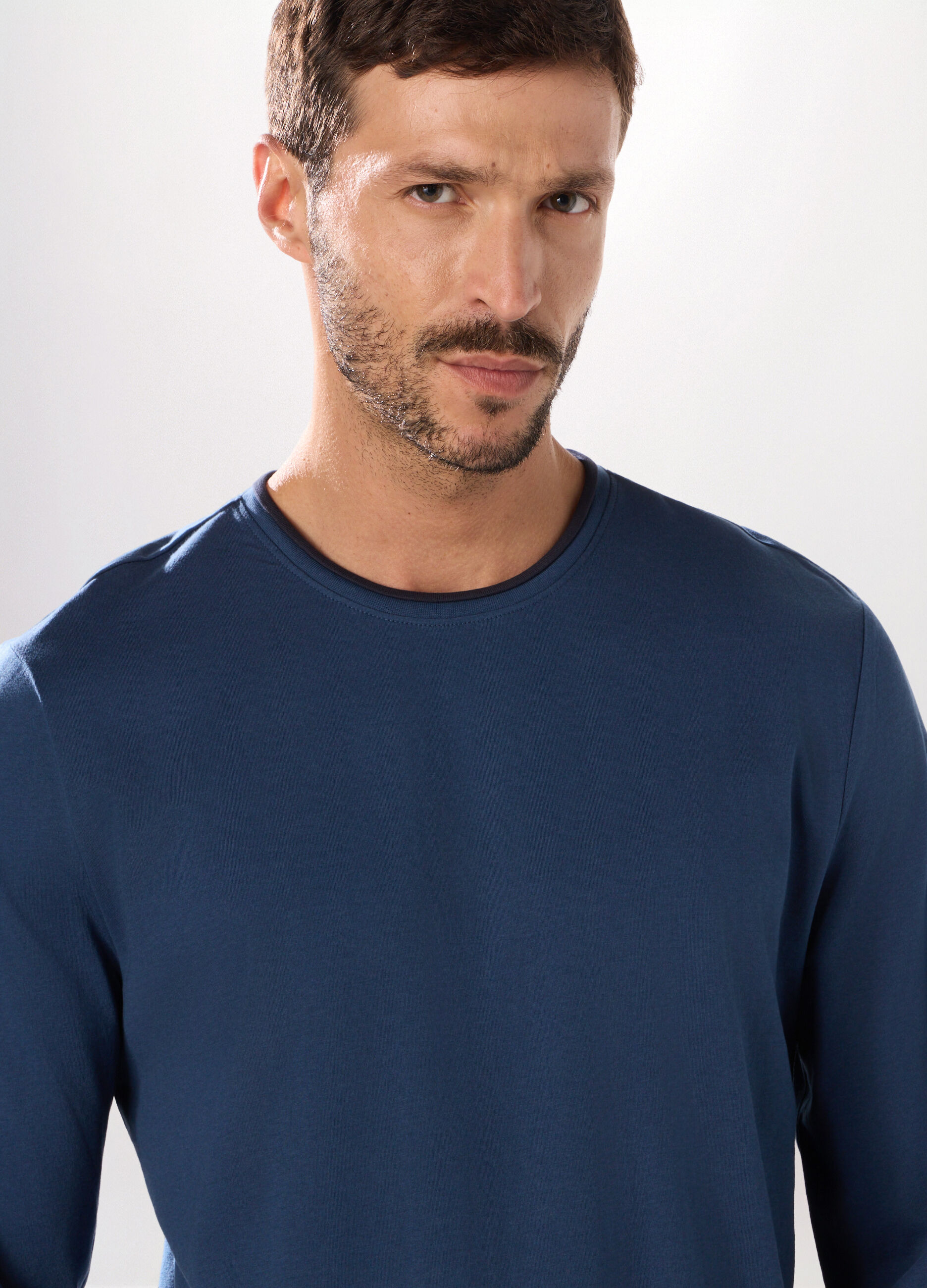 Pigiama lungo bicolore in puro cotone uomo_2