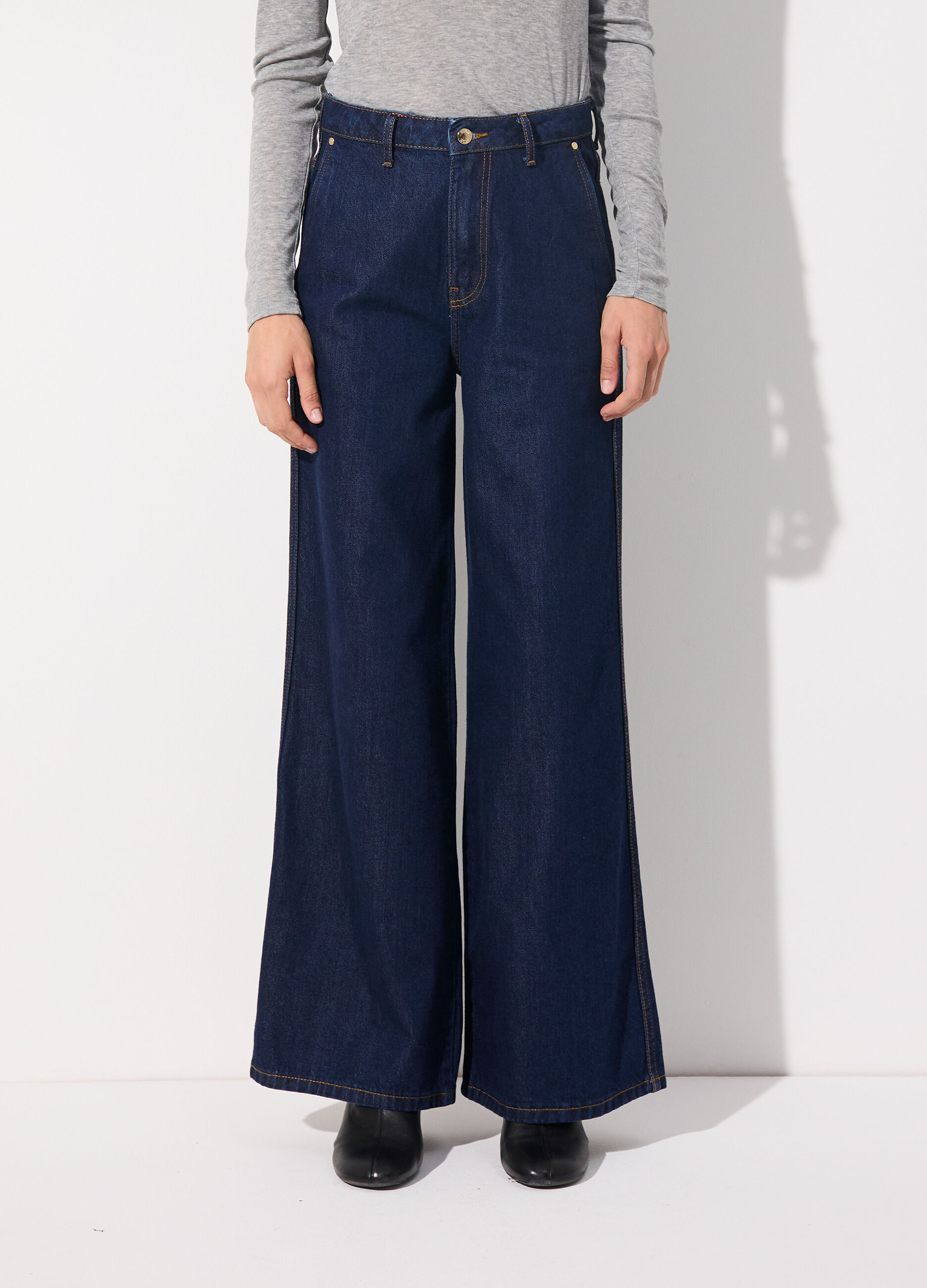 Pantalone denim flare fit donna_1