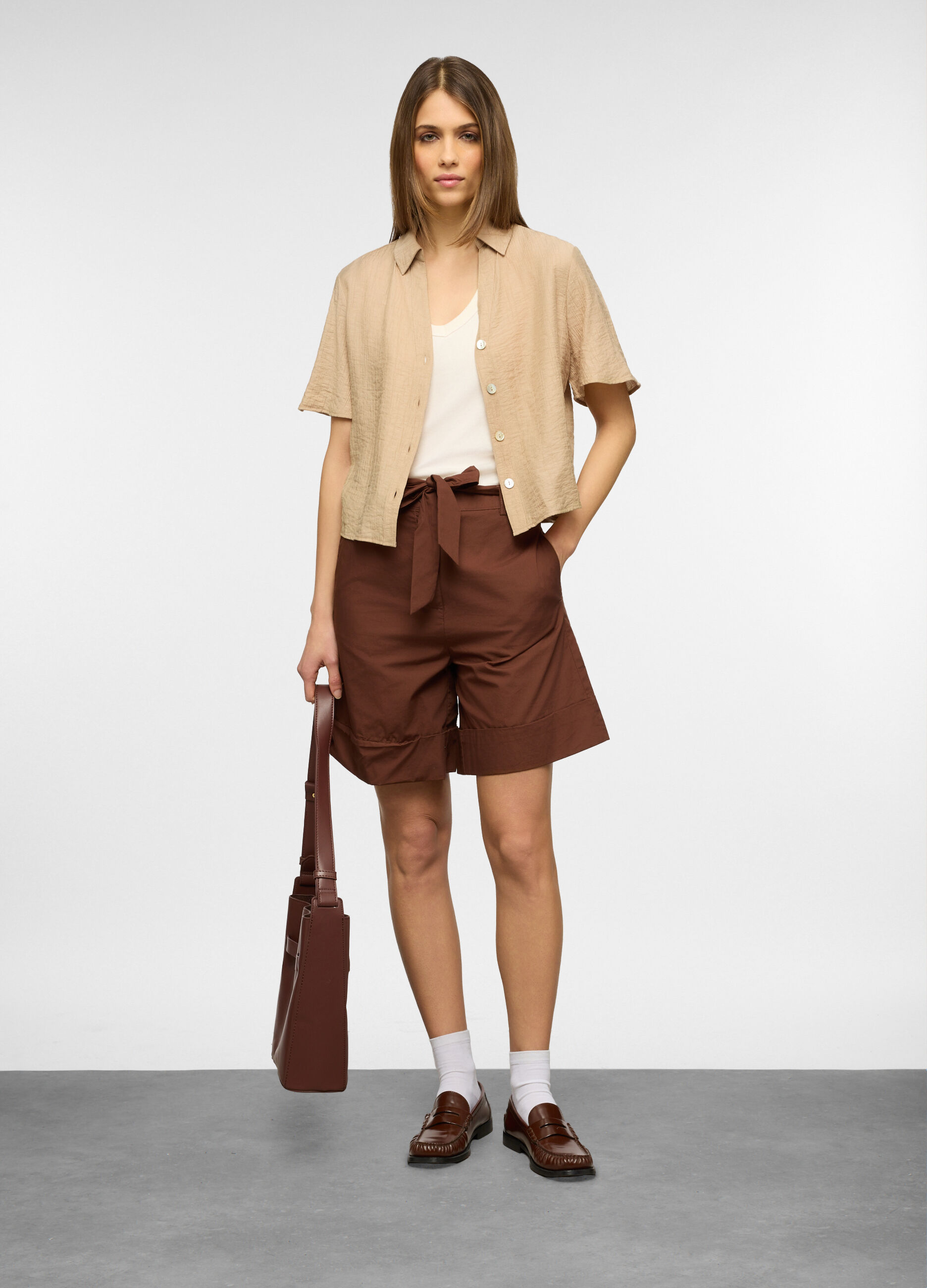 Camicia a maniche corte con colletto classico in misto viscosa donna_0