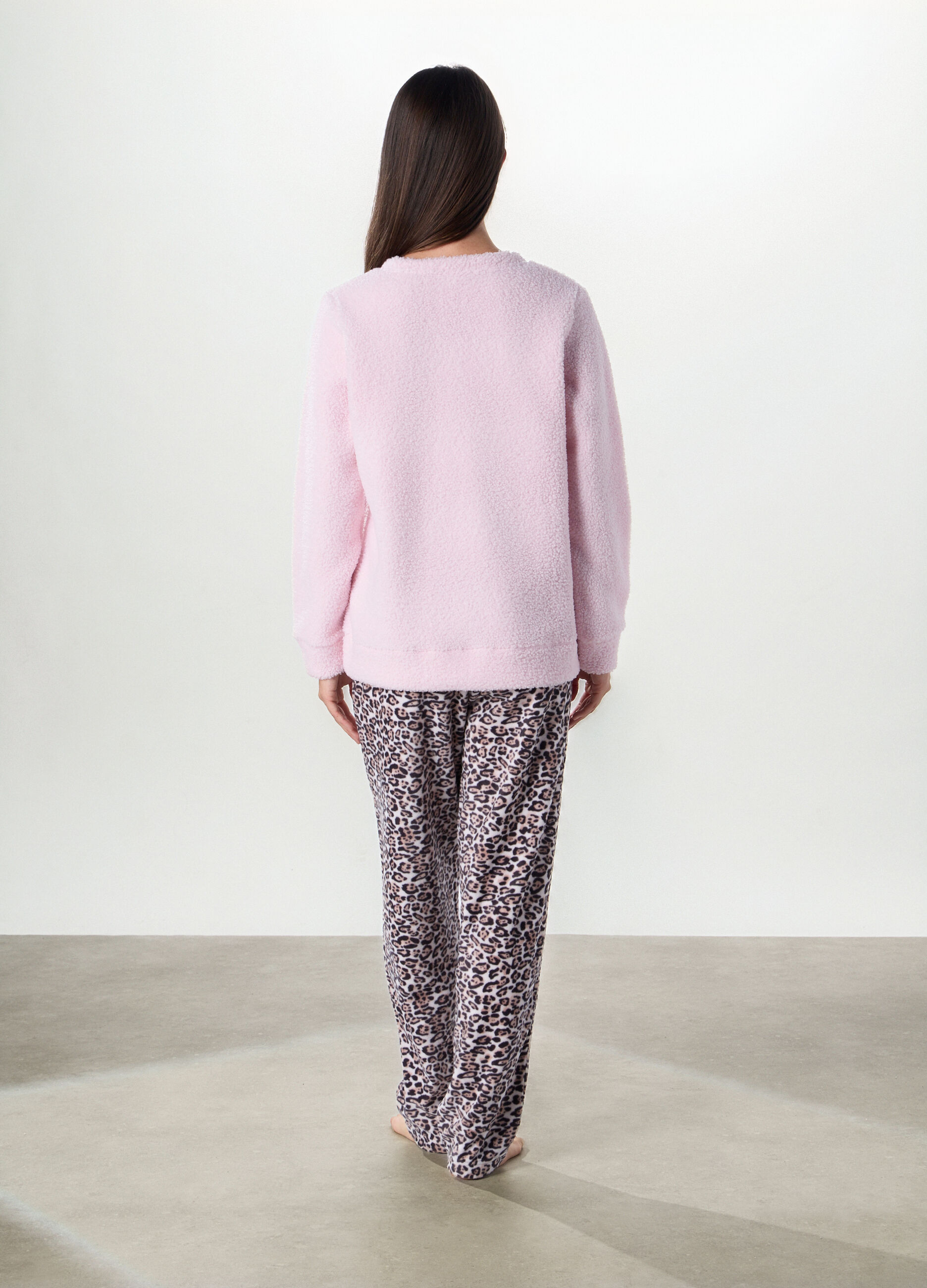 Top pigiama in pile teddy con ricamo donna_1