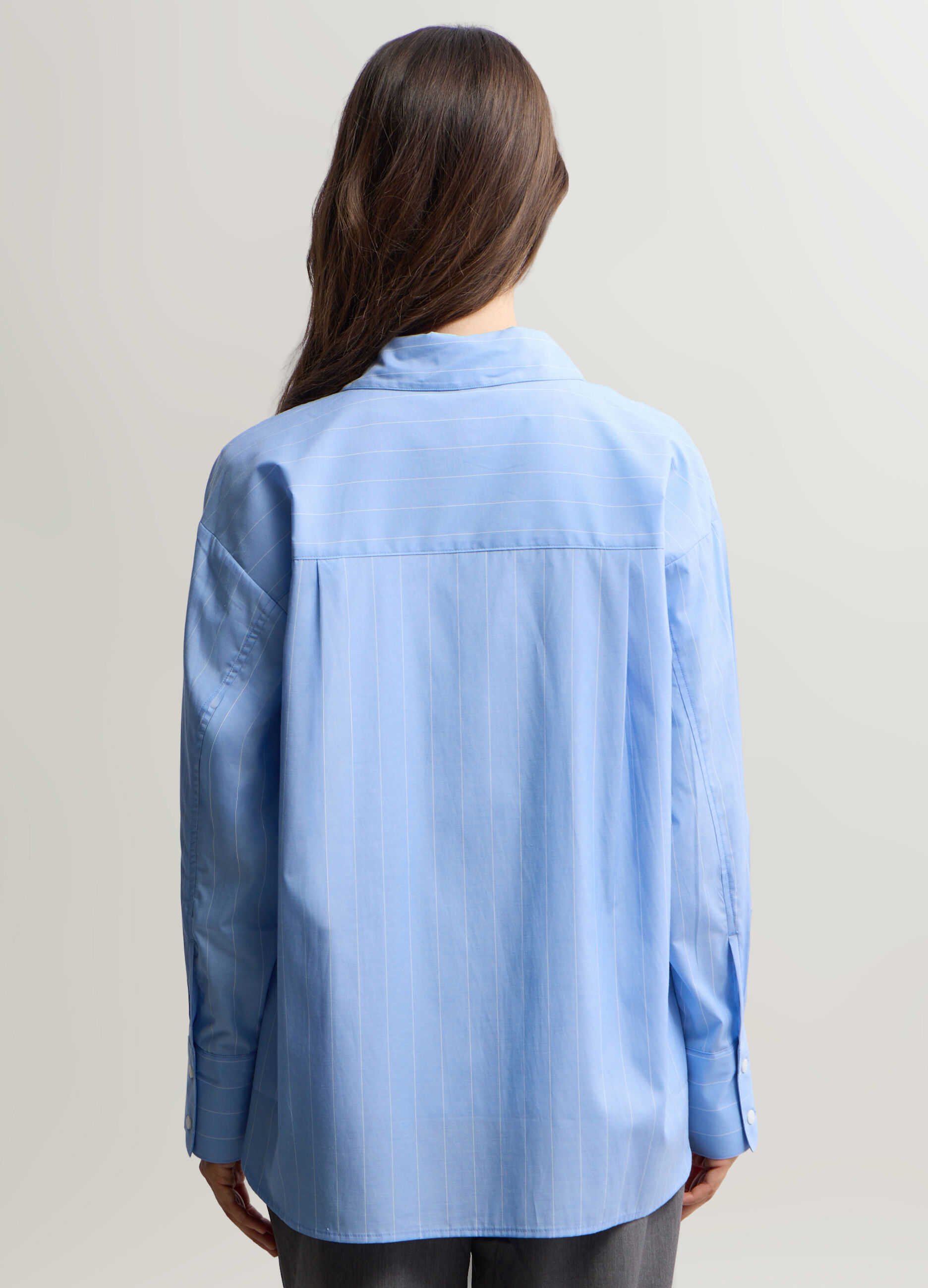 Camicia Fit Over con colletto alla francese in popeline di puro cotone donna_1