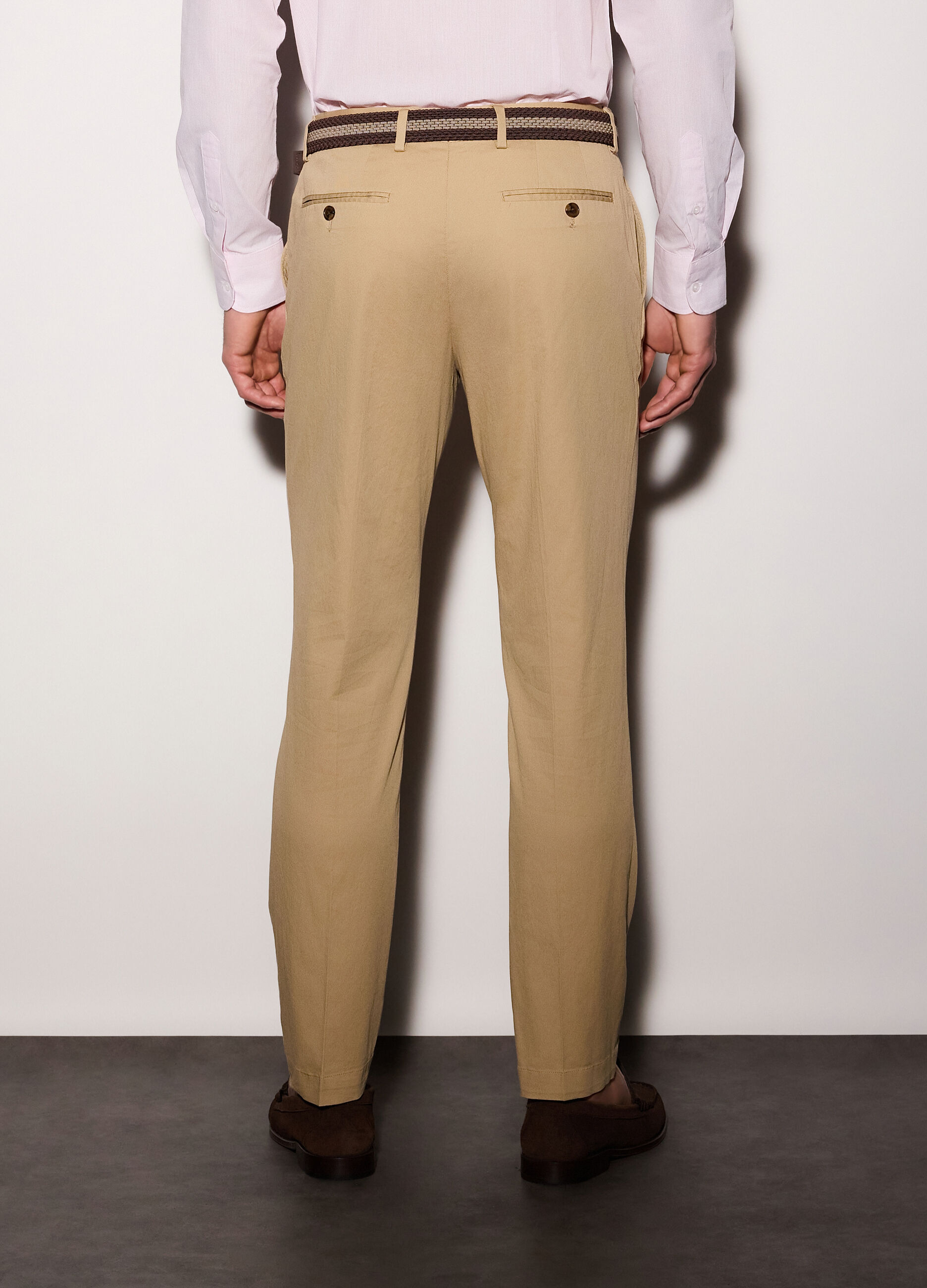 Pantalone chino marrone slim fit in cotone stretch uomo_1