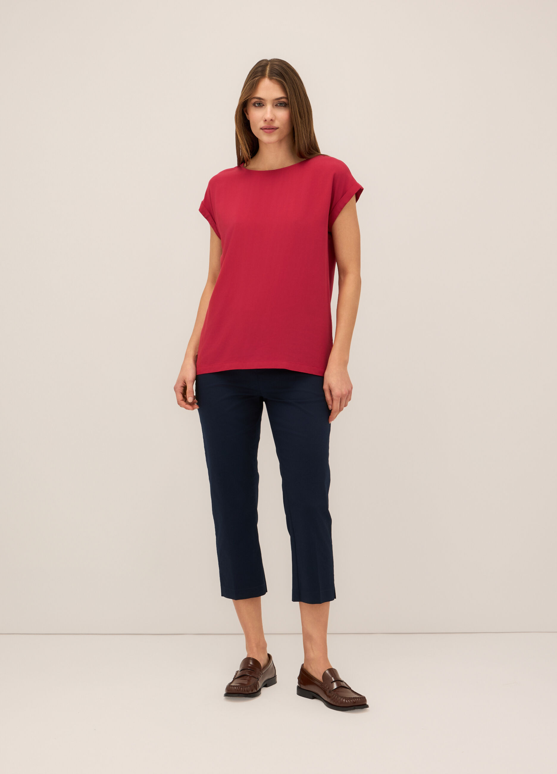 Pantaloni capri in twill di cotone stretch donna_0