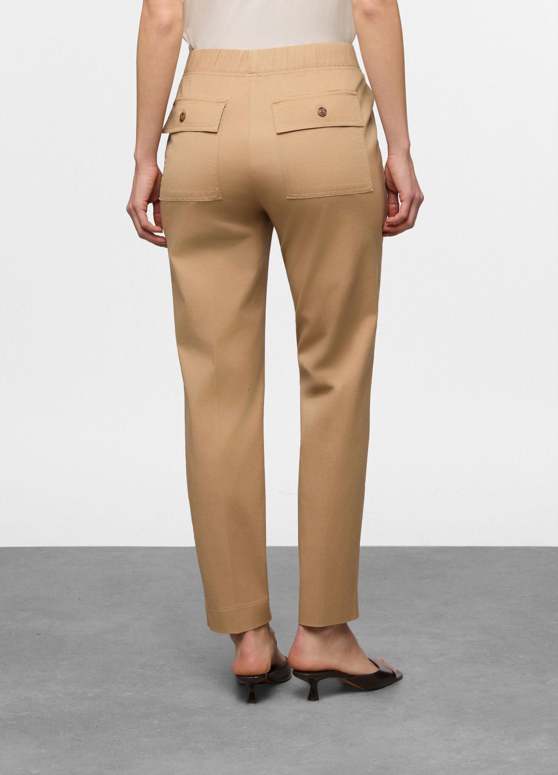 Pantaloni Fit Regular in twill di cotone stretch donna_1
