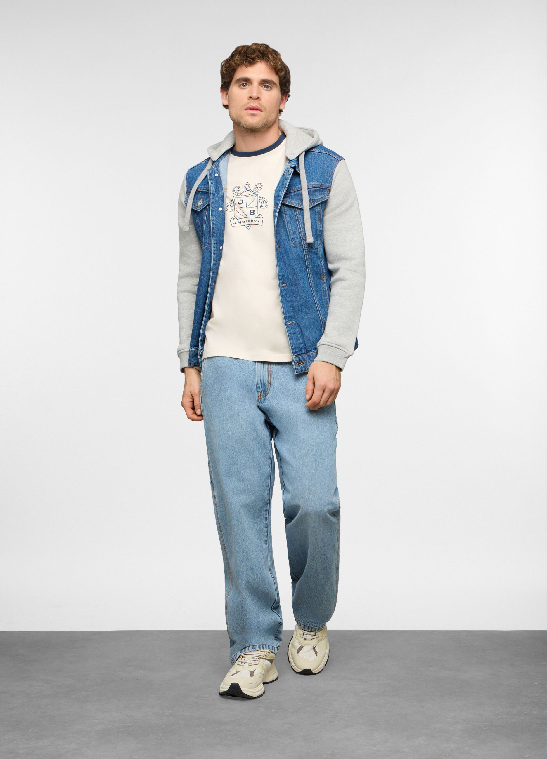 Giacca di jeans con inserti in felpa uomo_0