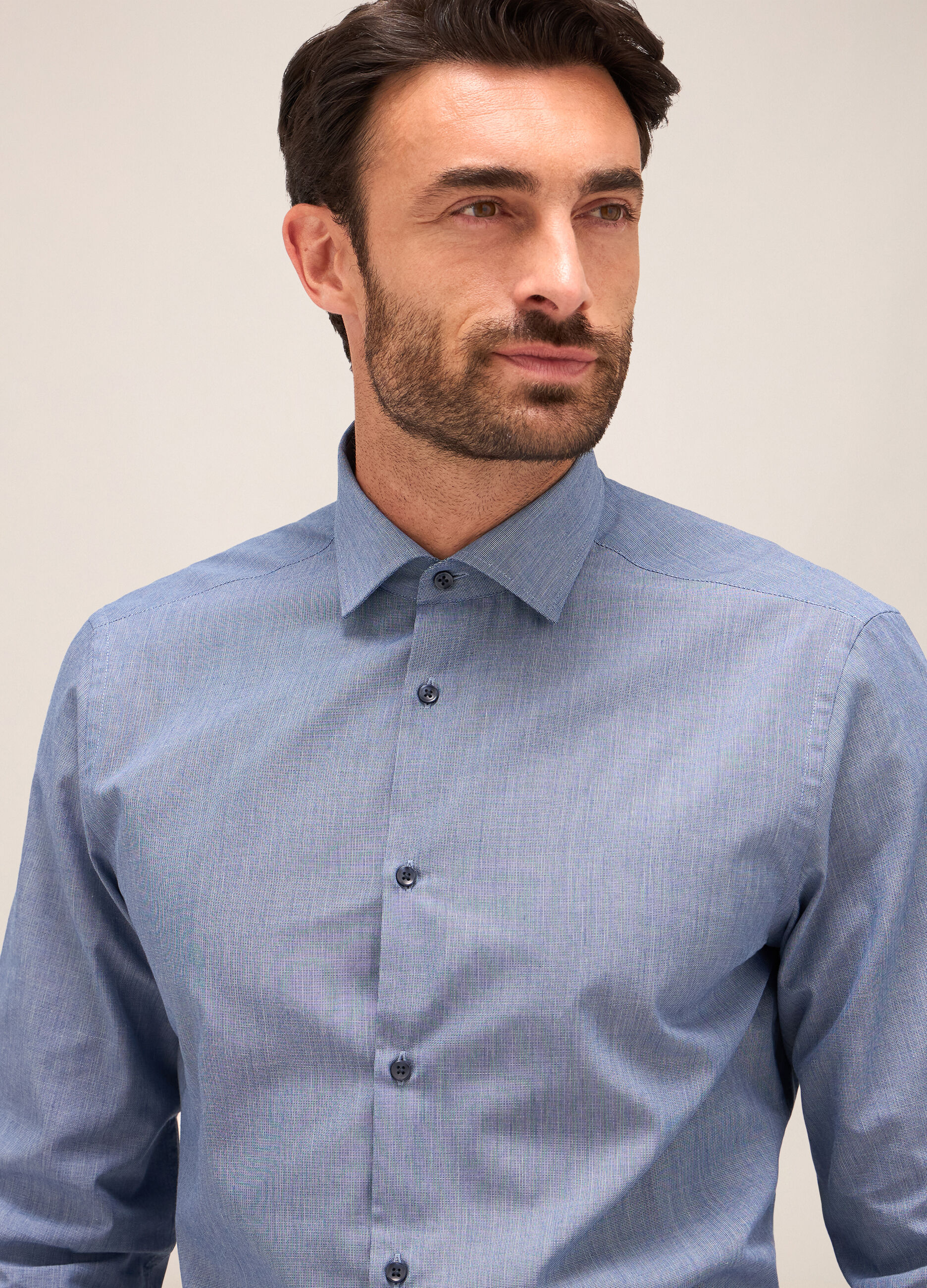 Camicia slim fit colletto francese in misto cotone uomo_2