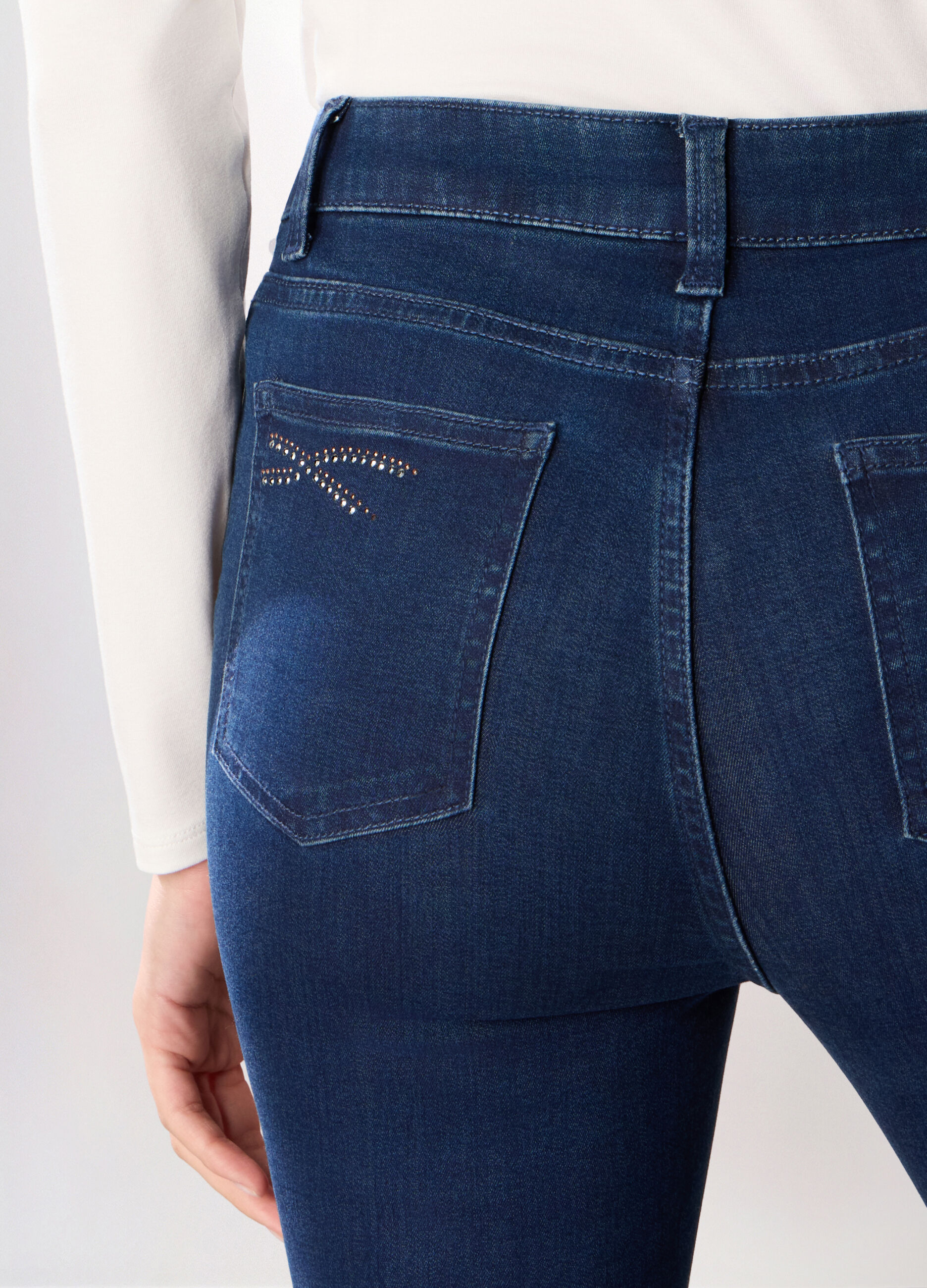 Pantaloni in denim misto cotone donna_2