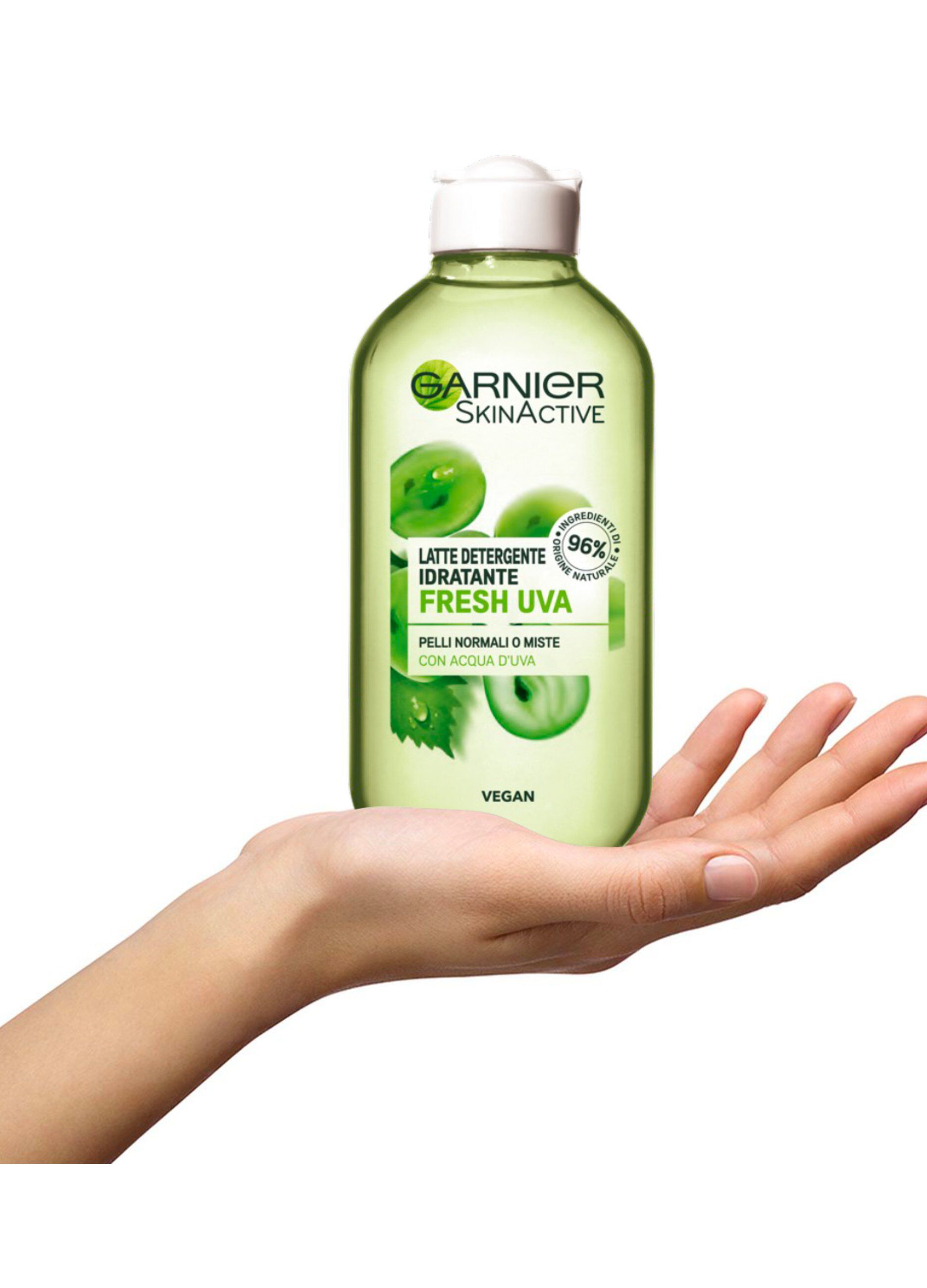 Garnier Latte Detergente Viso e Occhi SkinActive, Pelli Normali e Miste, 200 ml.