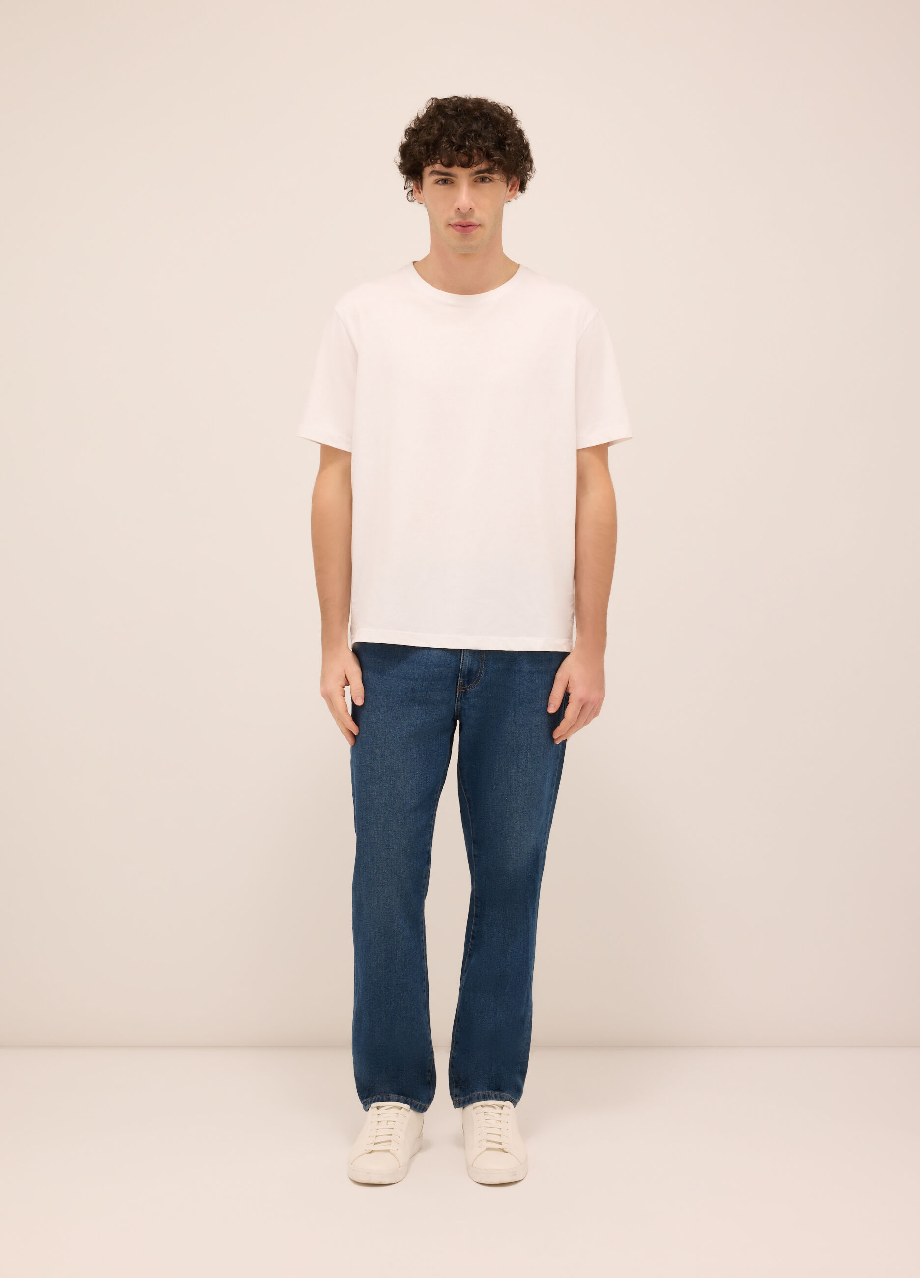 Jeans 5 tasche regular fit in denim di cotone misto lyocell uomo_0