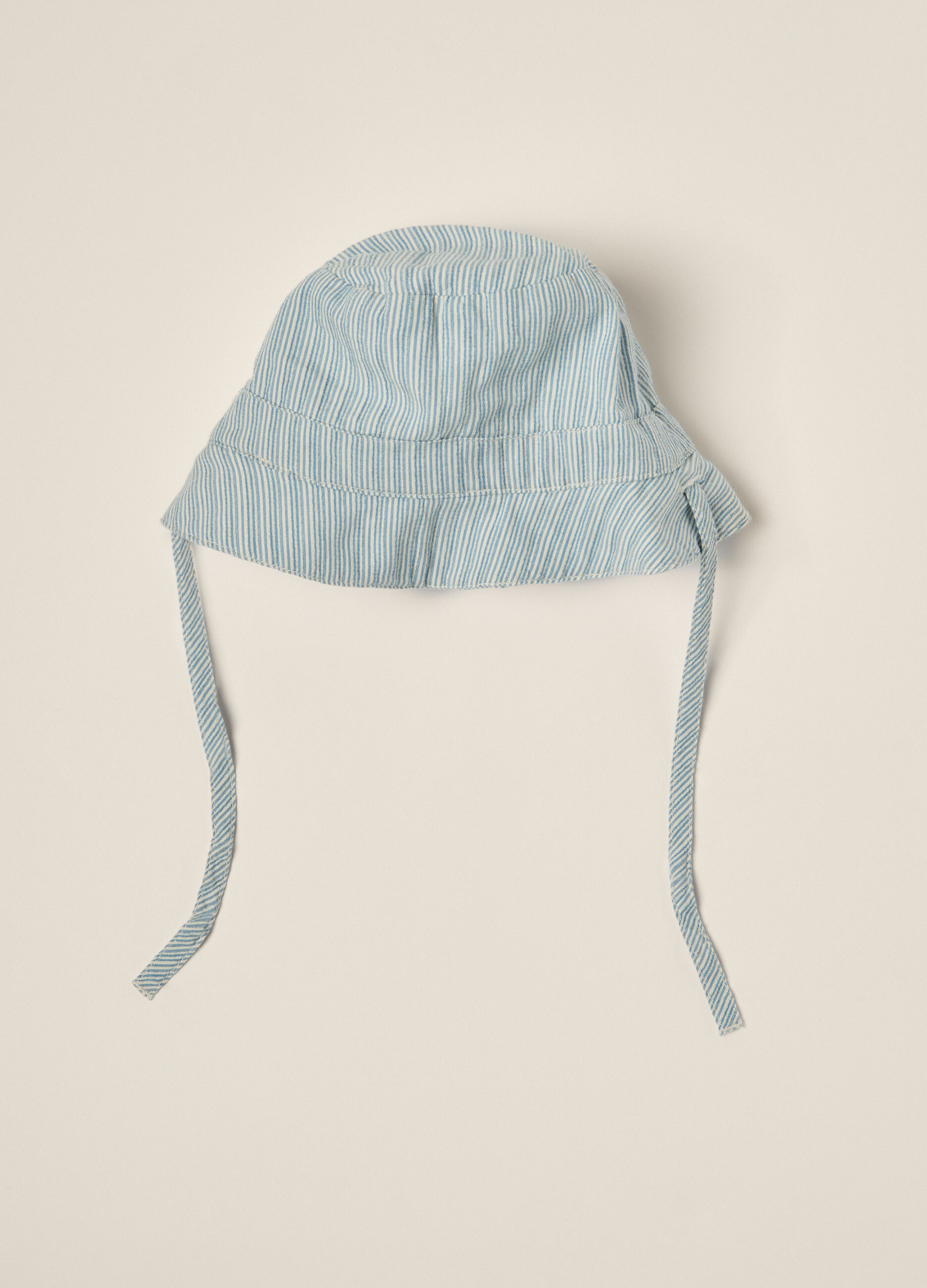 Cappello in puro cotone seersucker IANA neonato