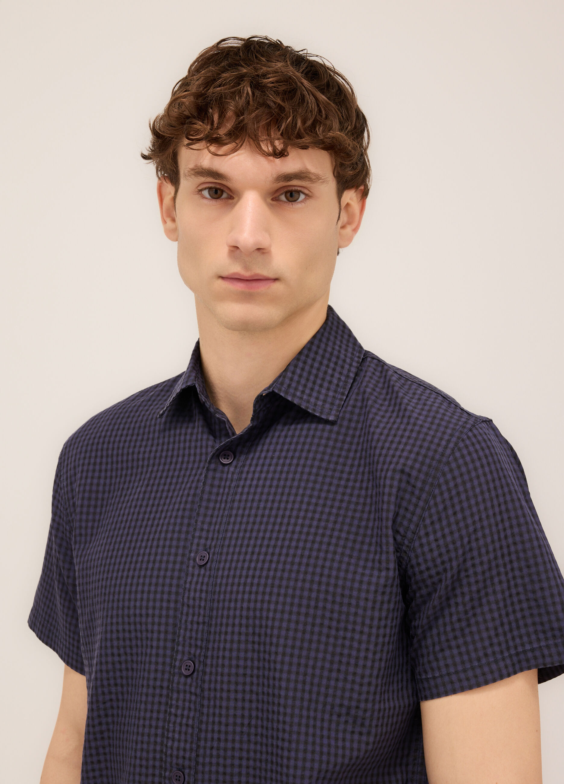 Camicia a maniche corte a quadretti uomo