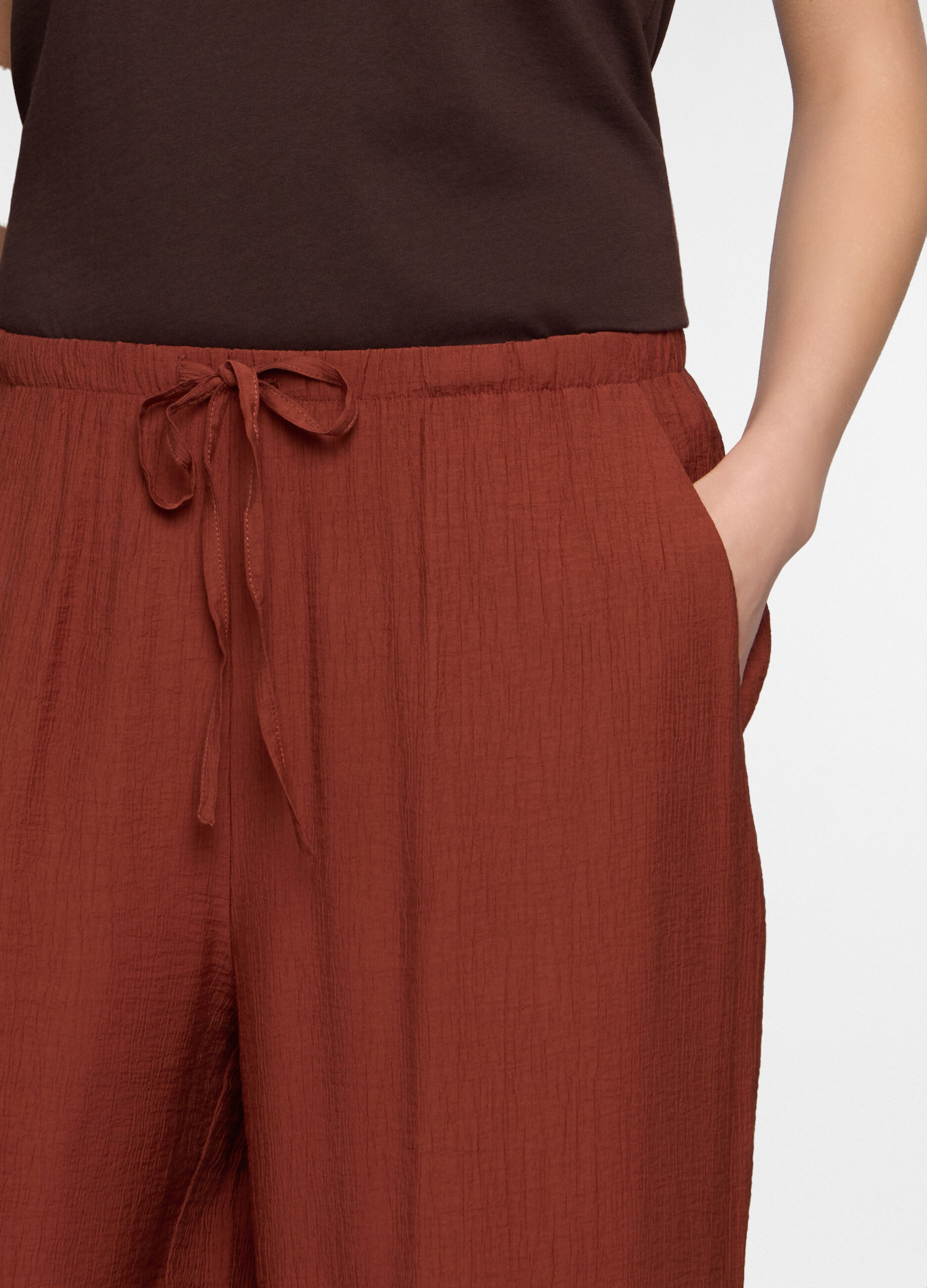 Pantaloni confort fit donna_2