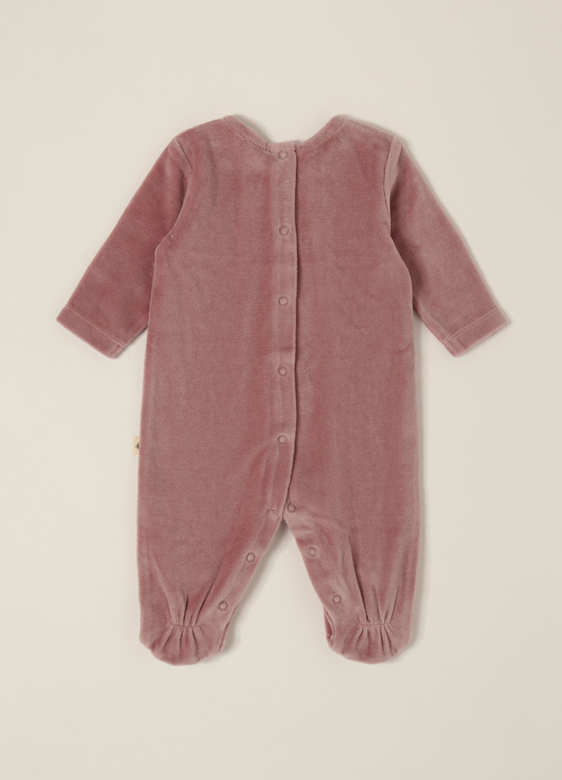 Pagliaccetto rosa in velour con dettaglio floreale_1