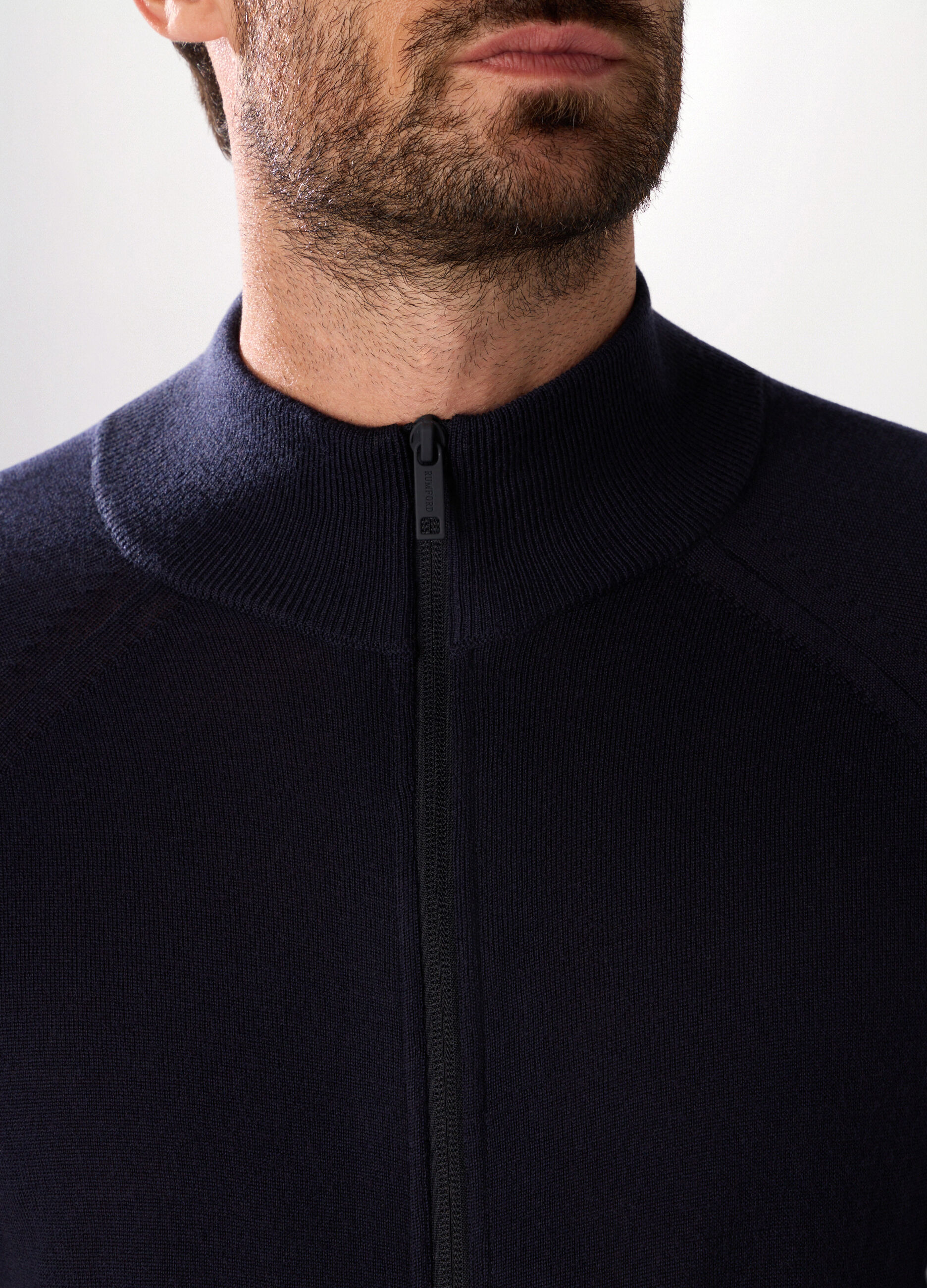 Cardigan con zip in lana merino uomo_3