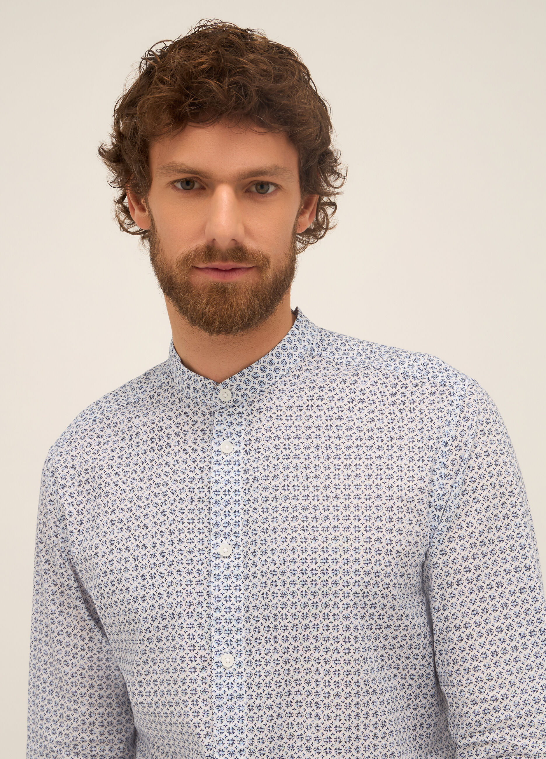 Camicia con collo alla coreana in cotone a fiore_2