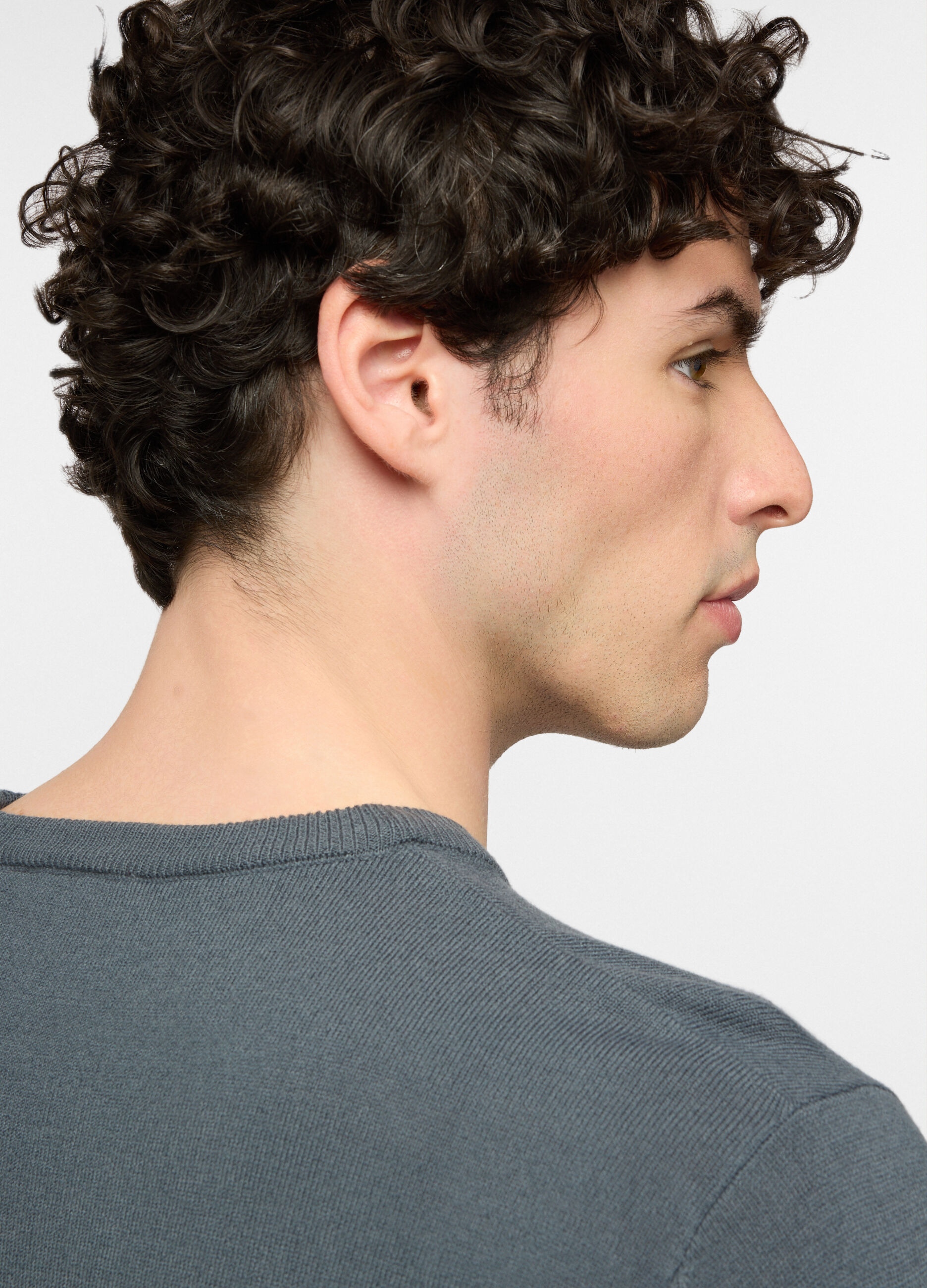 Maglione girocollo a maglia rasata uomo_2