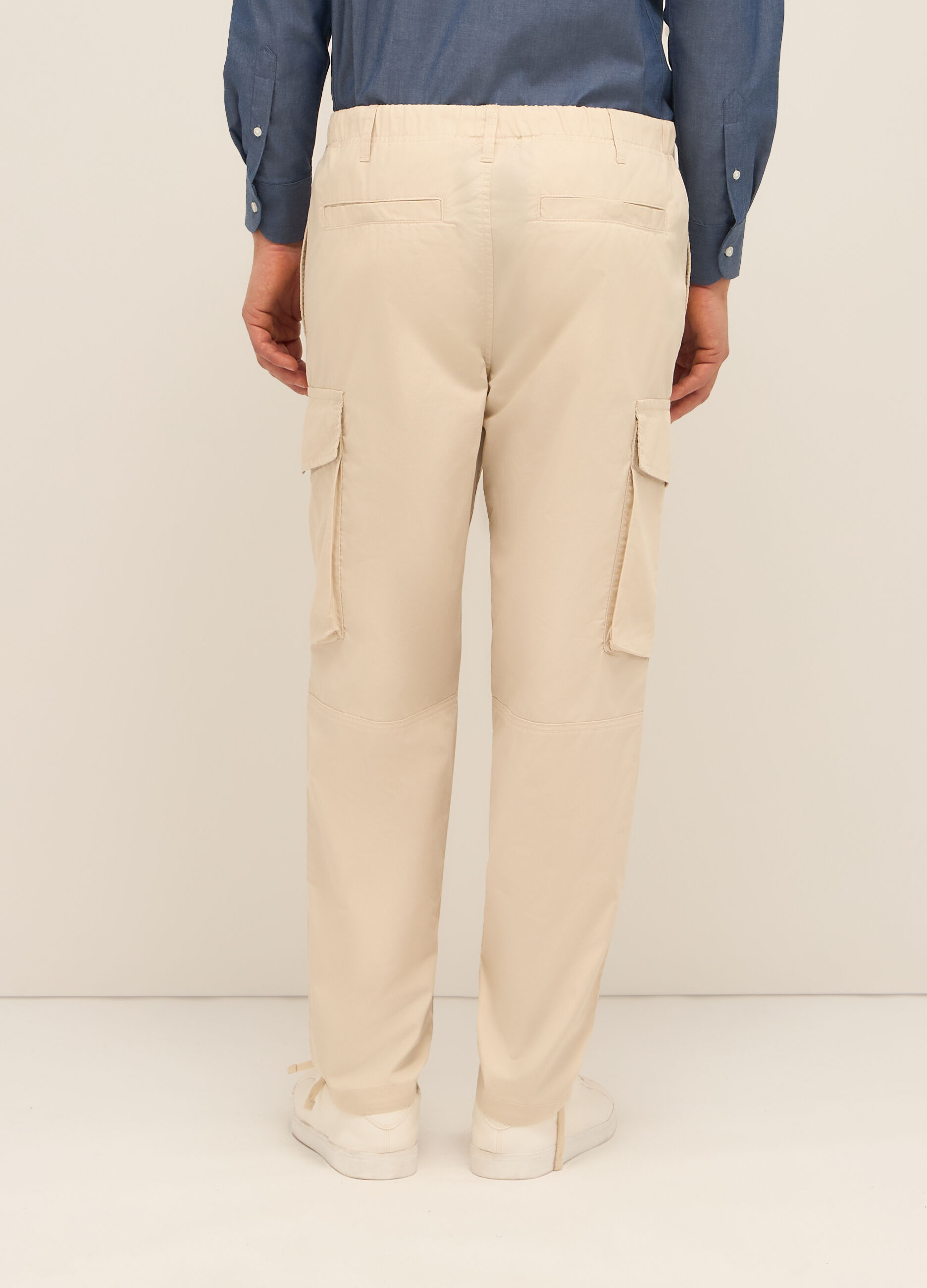 Pantaloni cargo over fit in cotone stretch uomo_1