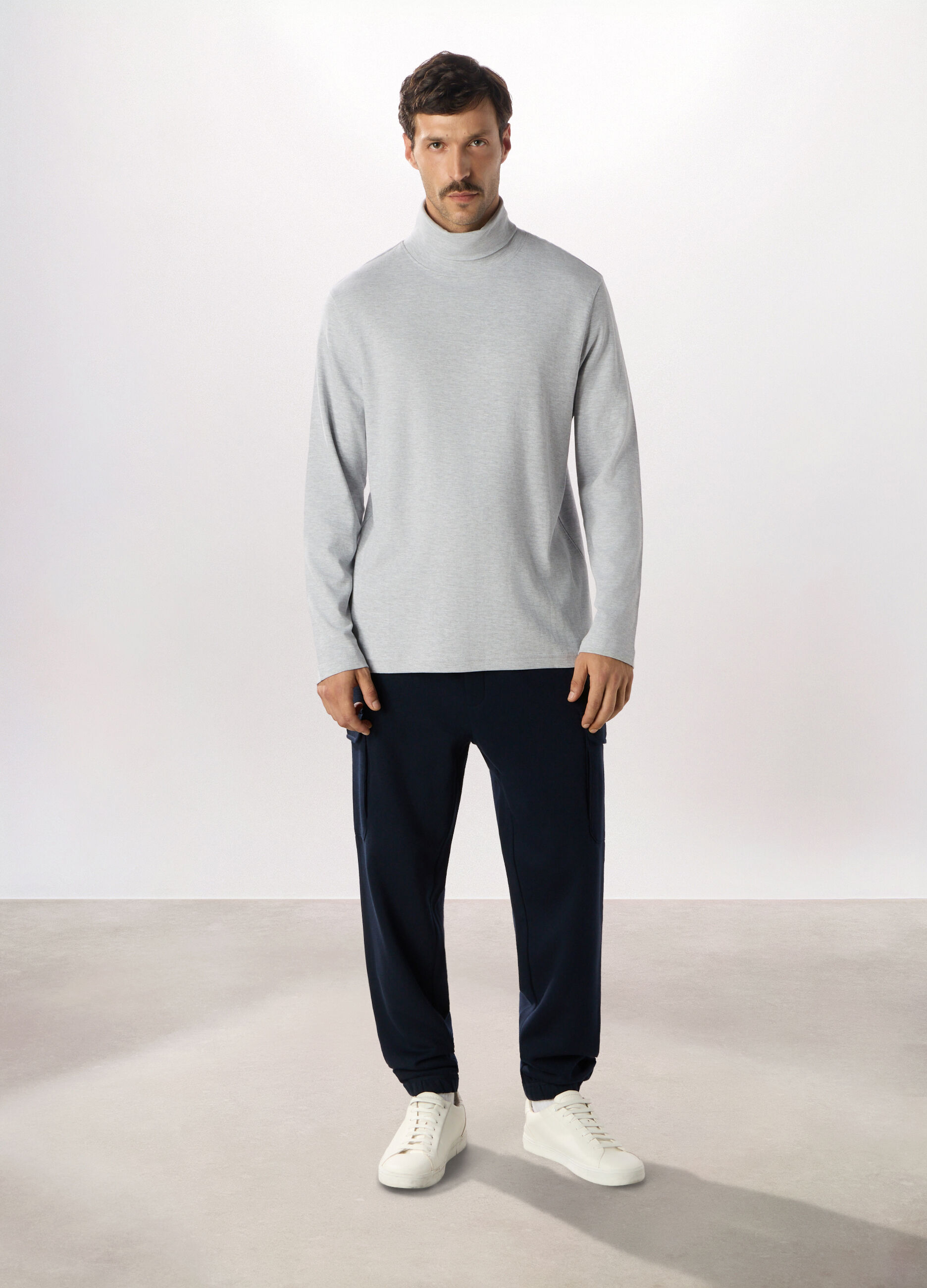 Maglia a collo alto in puro cotone uomo_0