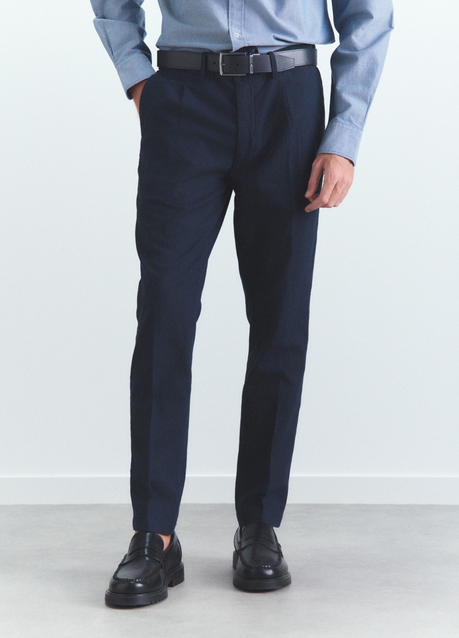 Pantalone chino in lino e cotone uomo