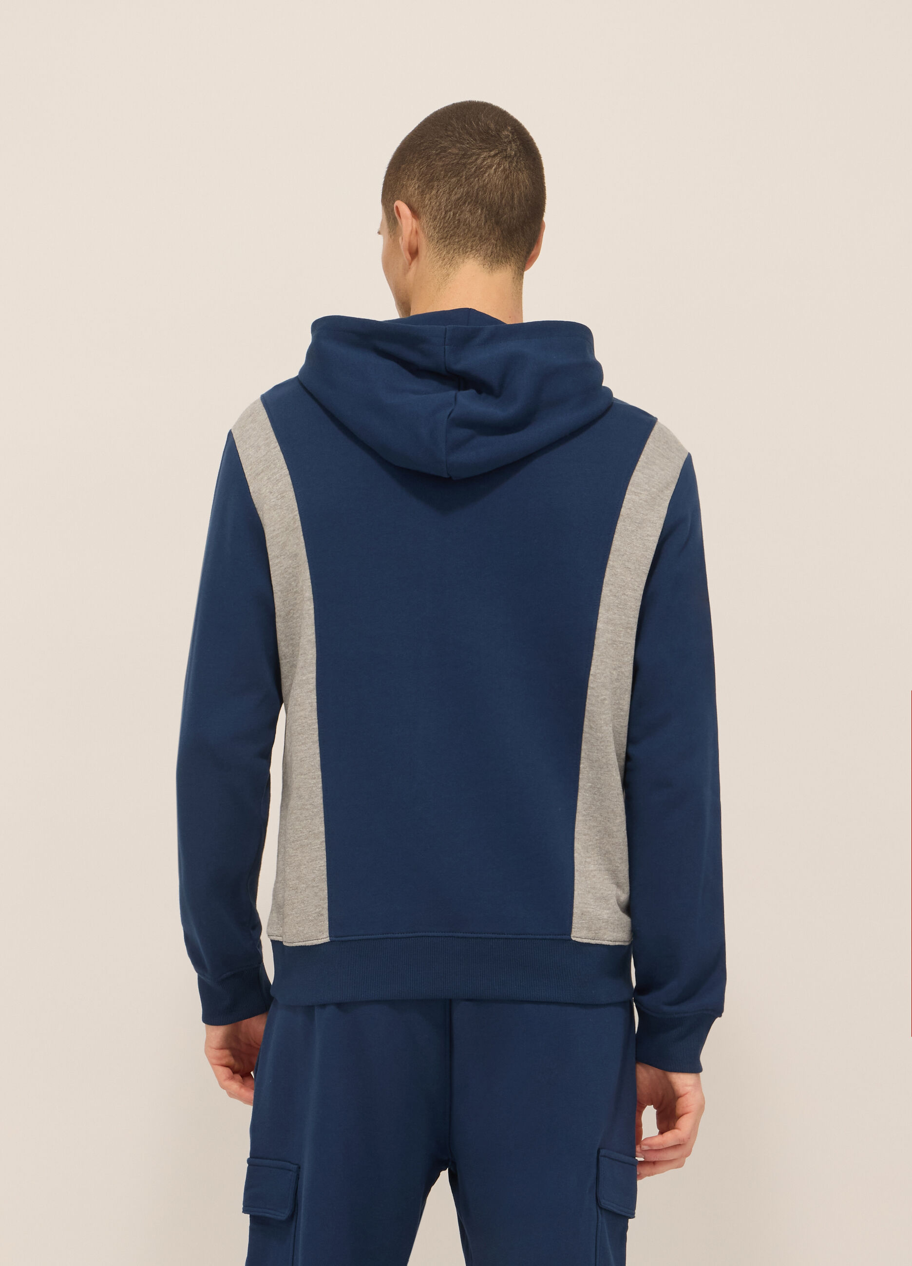Felpa sportiva con cappuccio in misto cotone con stampa uomo_1