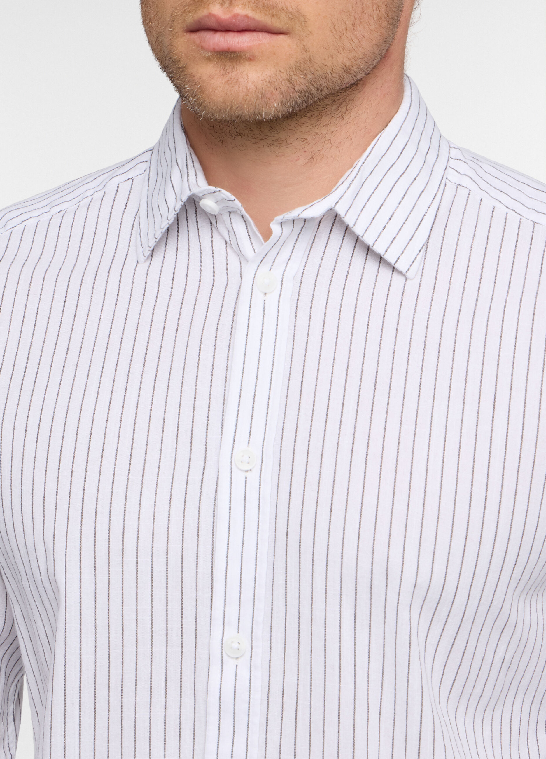 Camicia regular fit in cotone con colletto francese uomo _2