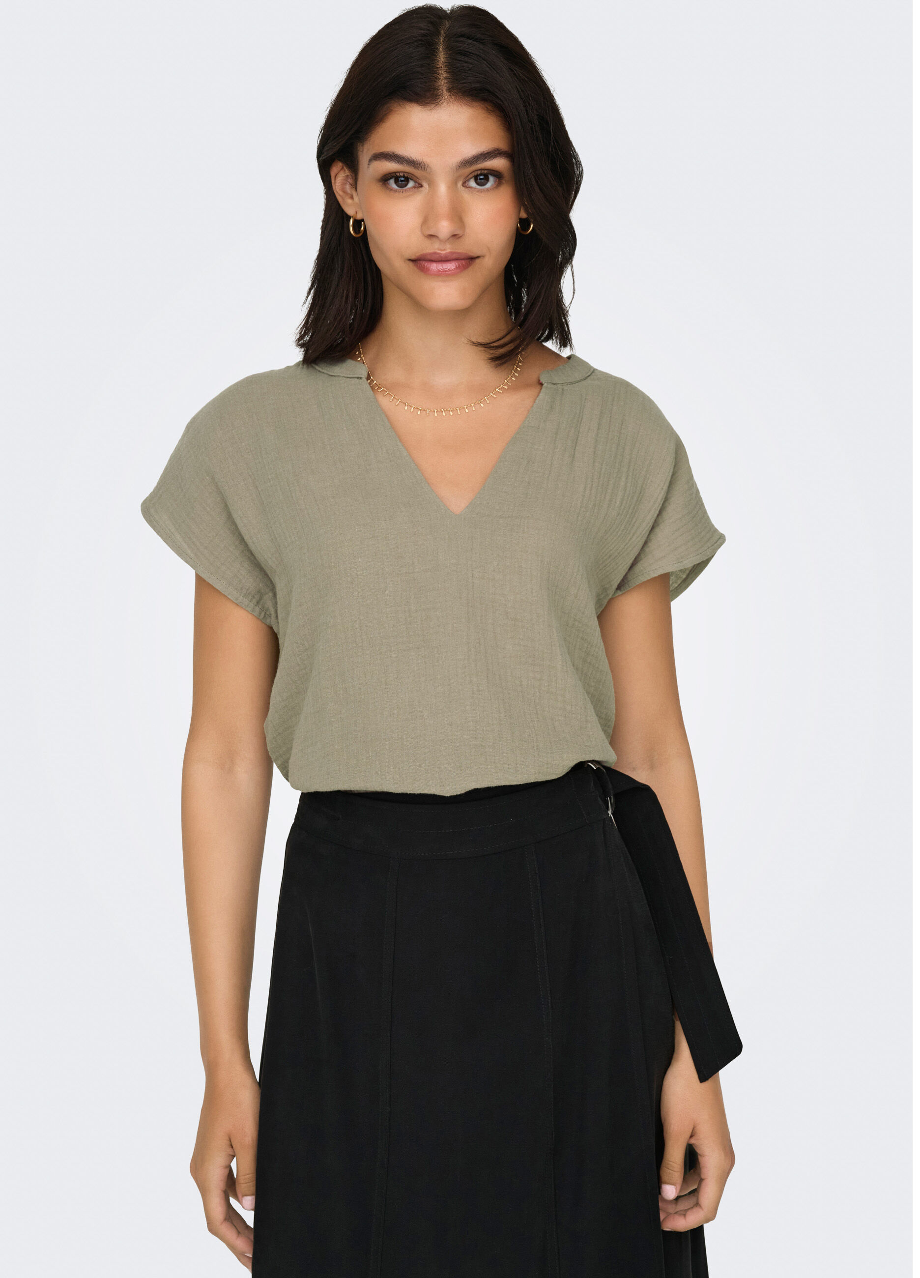 Top con scollo a V_3