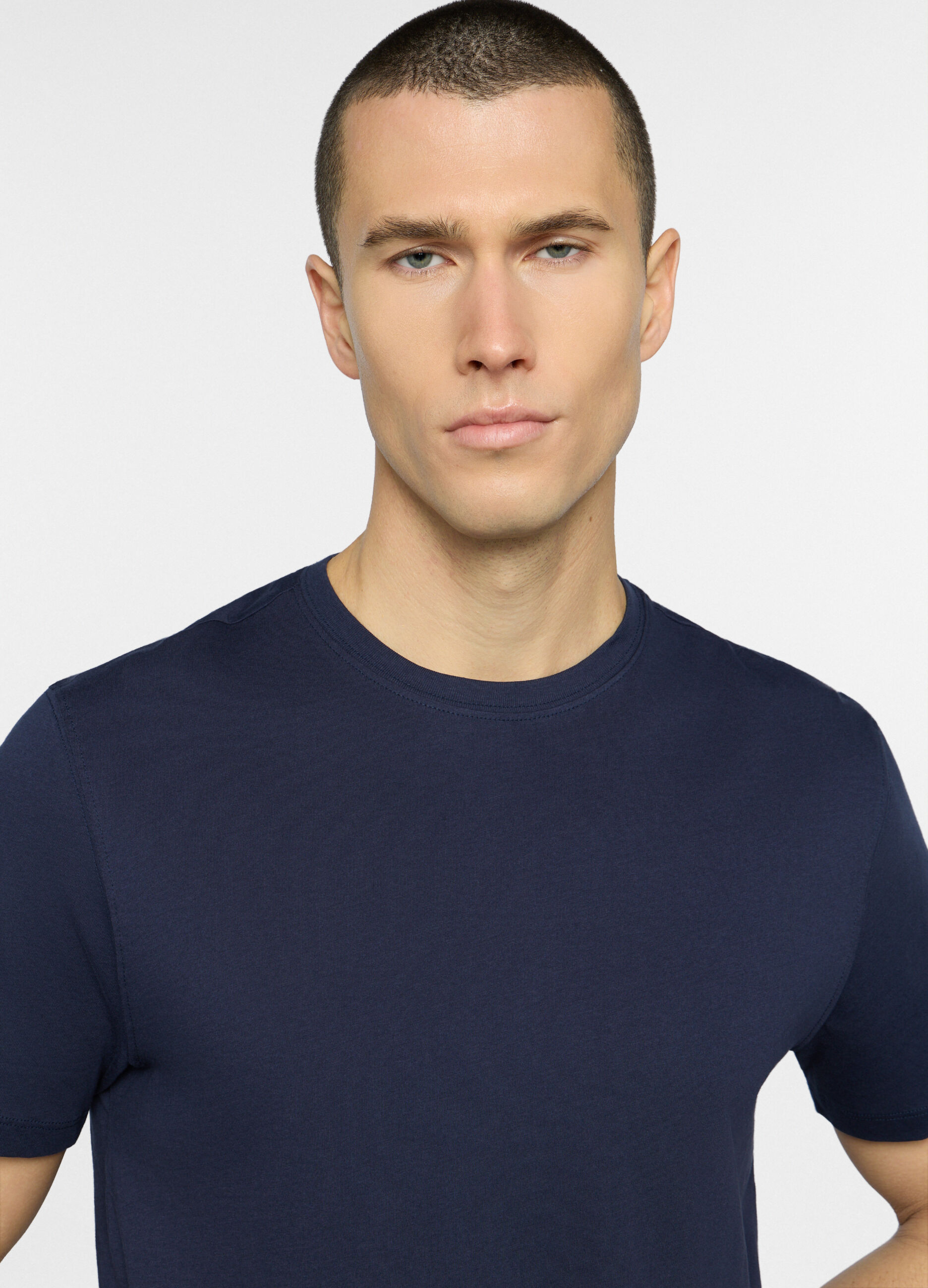 T-shirt girocollo in puro cotone uomo