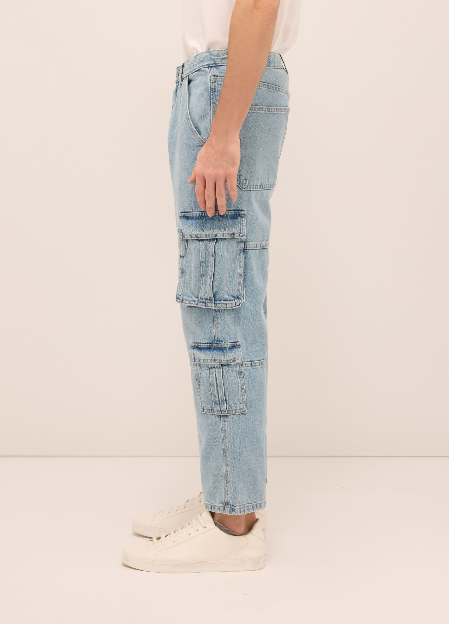Jeans cargo in denim di puro cotone uomo_2