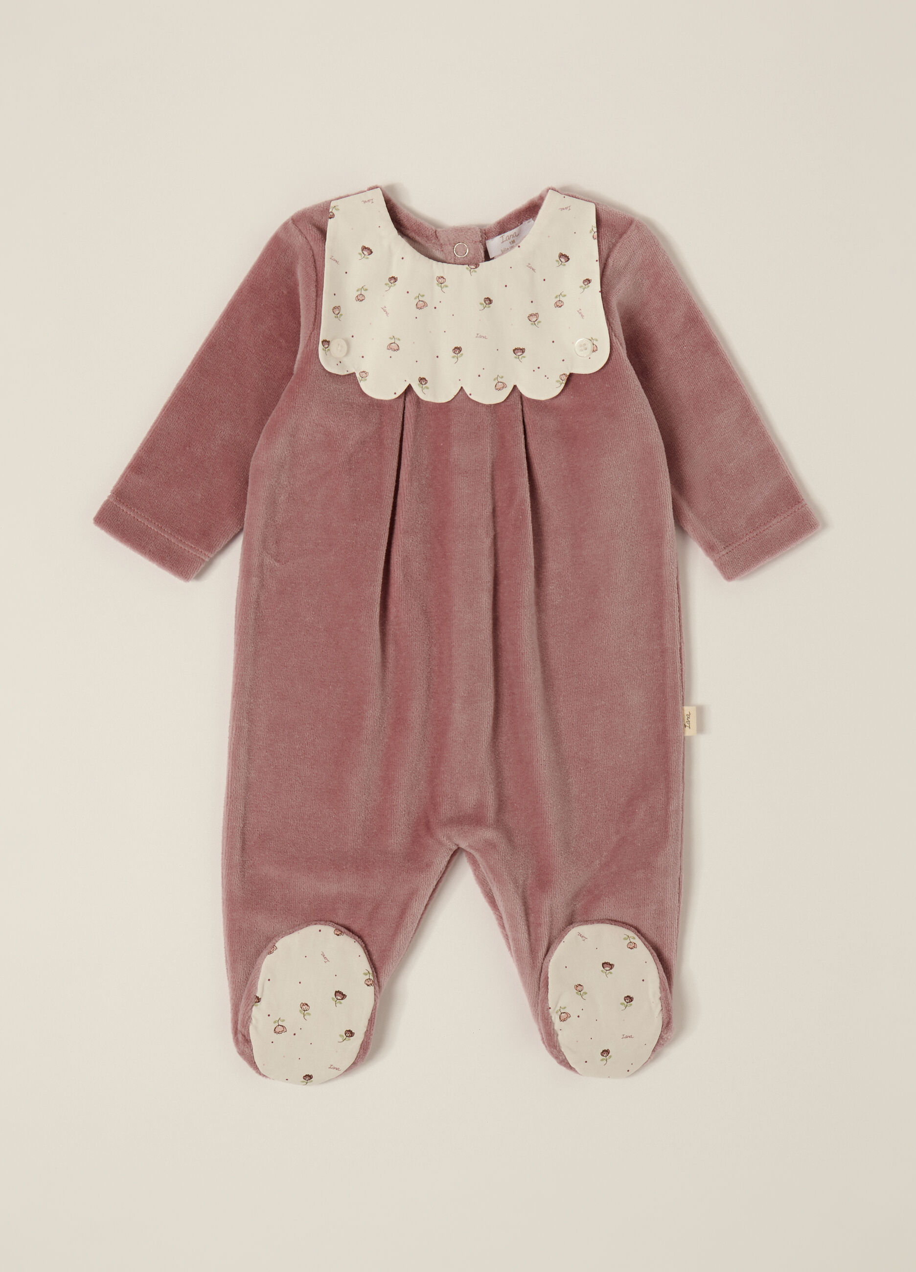 Pagliaccetto rosa in velour con dettaglio floreale_0