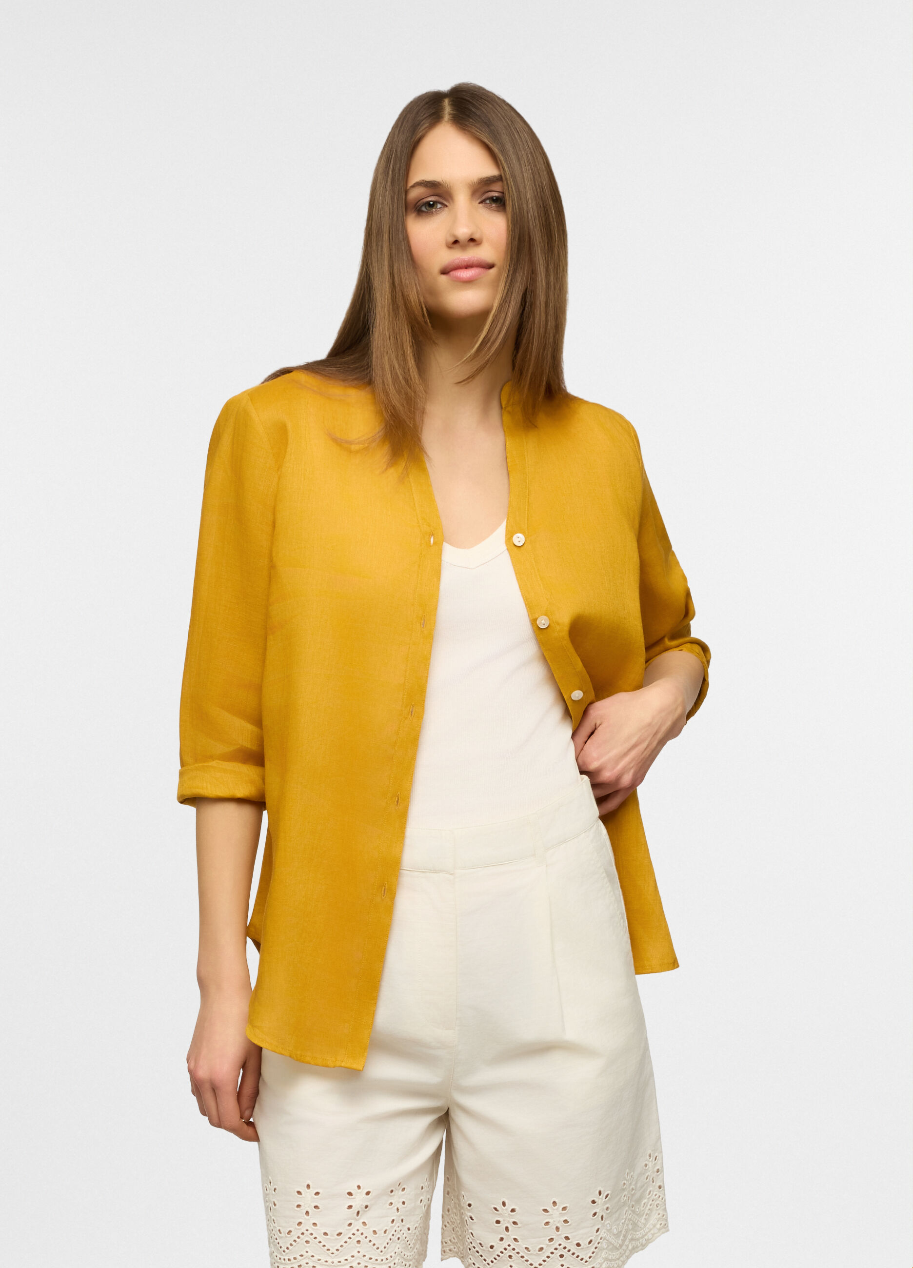 Camicia fit regular con collo coreano in puro lino donna_0