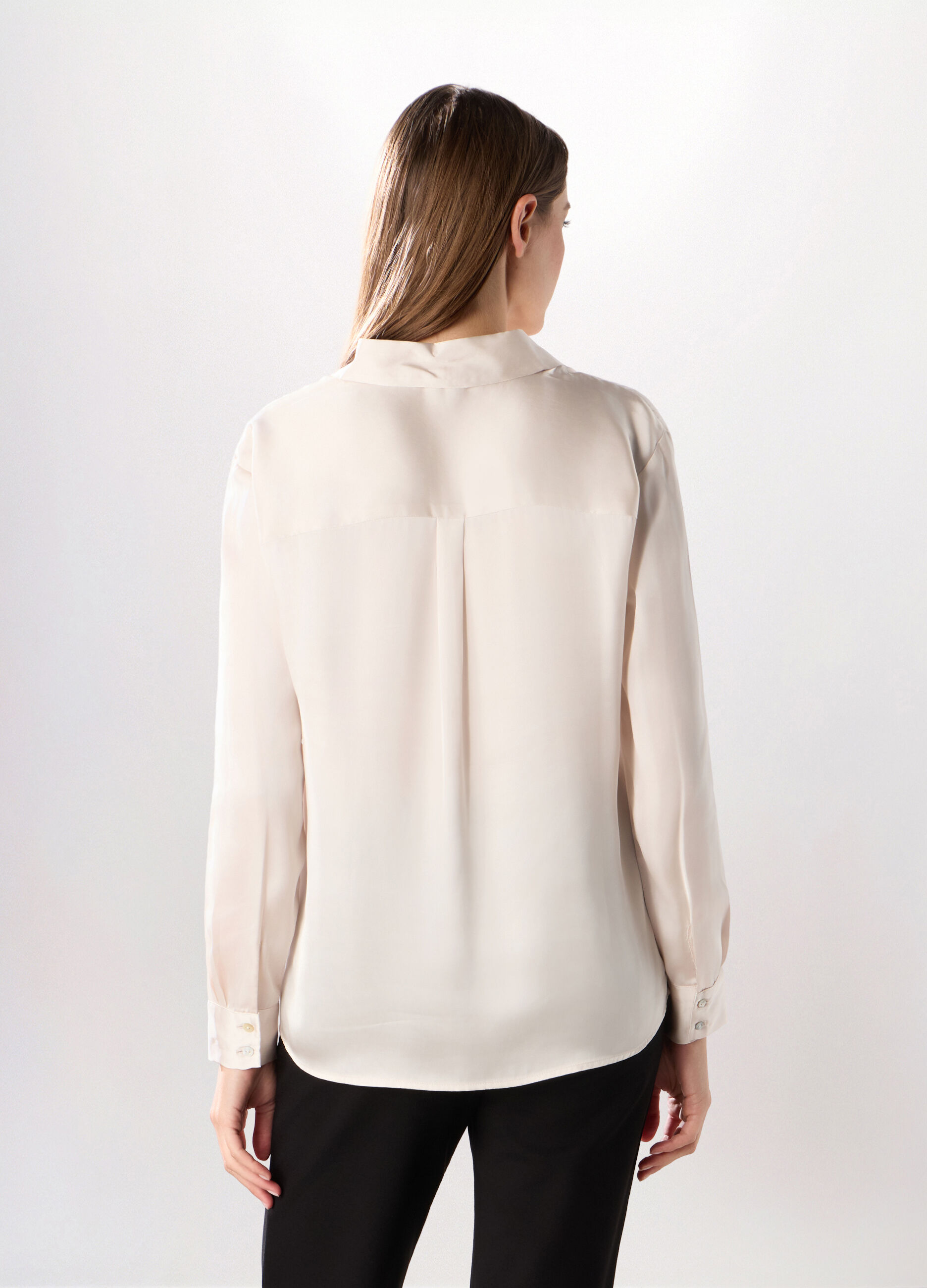 Camicia in raso a maniche lunghe donna_1